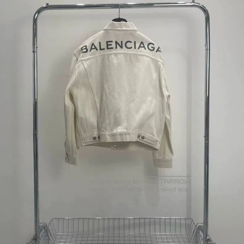 Balenciaga Balenciaga White Back Logo Denim Jacket. Size US S / EU 44-46 / 1 - 2 Thumbnail