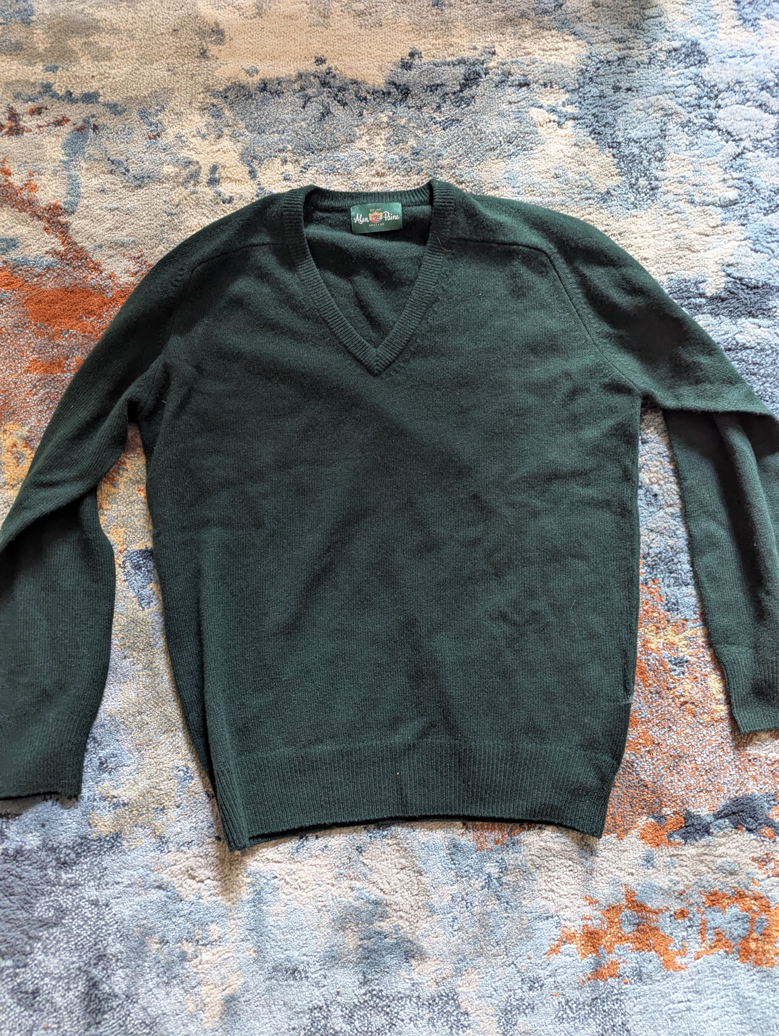 Alan Paine Wool V neck sweater Size US M / EU 48-50 / 2 - 2 Thumbnail