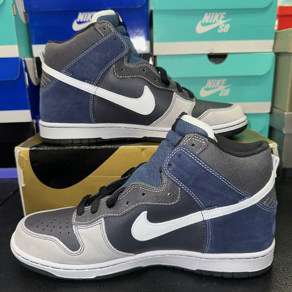 Nike Size 10.5 - Nike Dunk Pro SB High Un-Futuras Size US 10.5 / EU 43-44 - 2 Thumbnail