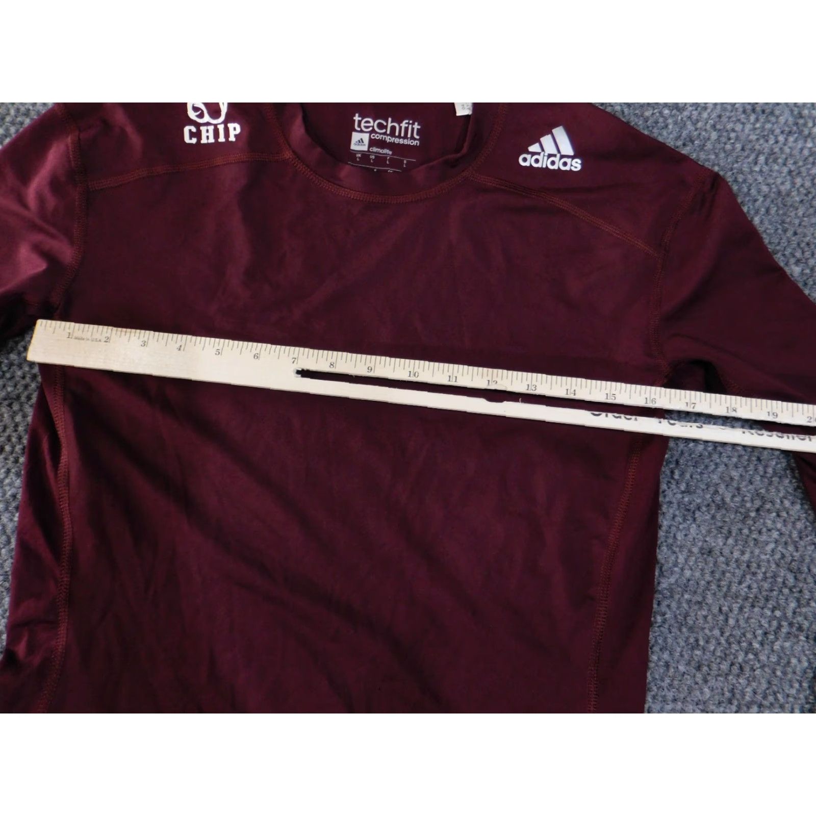 Adidas adidas compression shirt mens Large maroon techfit climalite chip stretch shirt athletic breathable short sleeve logo football 90s sports Mens Size US L / EU 52-54 / 3 - 7 Thumbnail