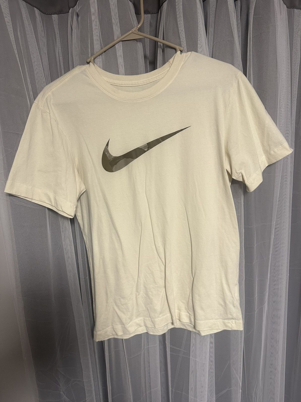 Nike Nike T-shirt Size US S / EU 44-46 / 1 - 1 Thumbnail