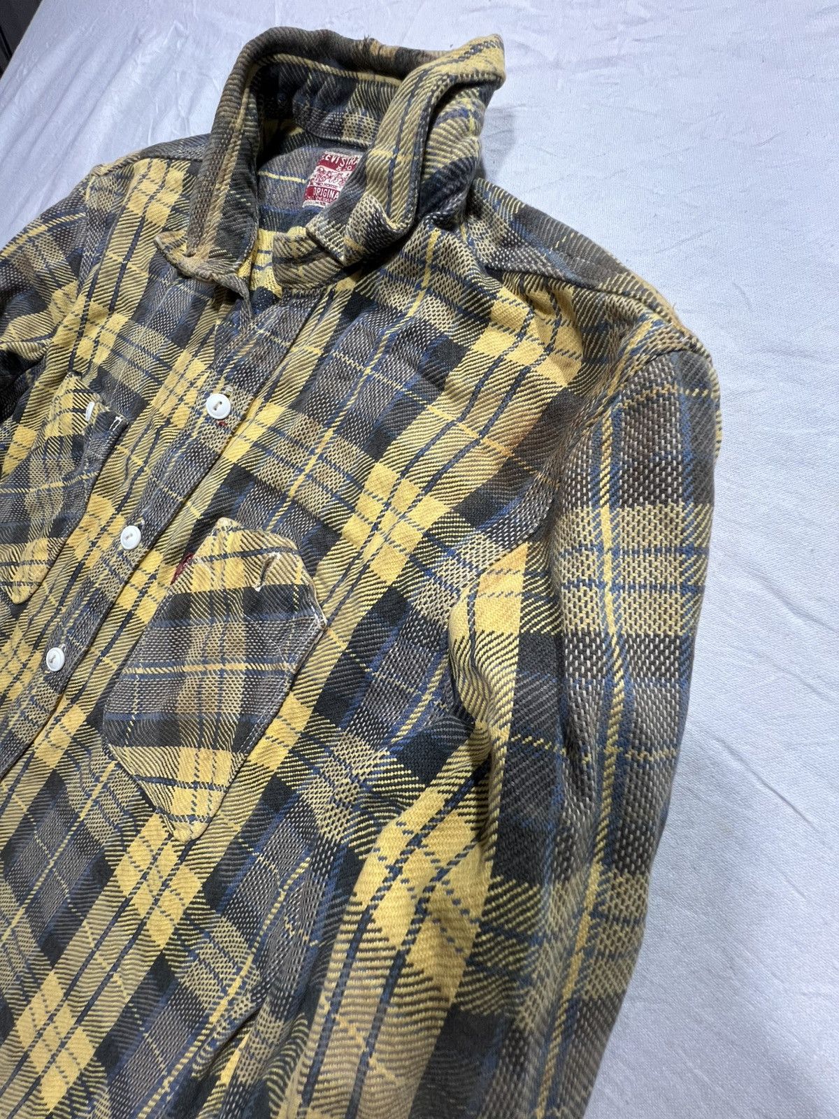 Levi's Levis yellow and black plaid flannel shirt Size US L / EU 52-54 / 3 - 5 Thumbnail