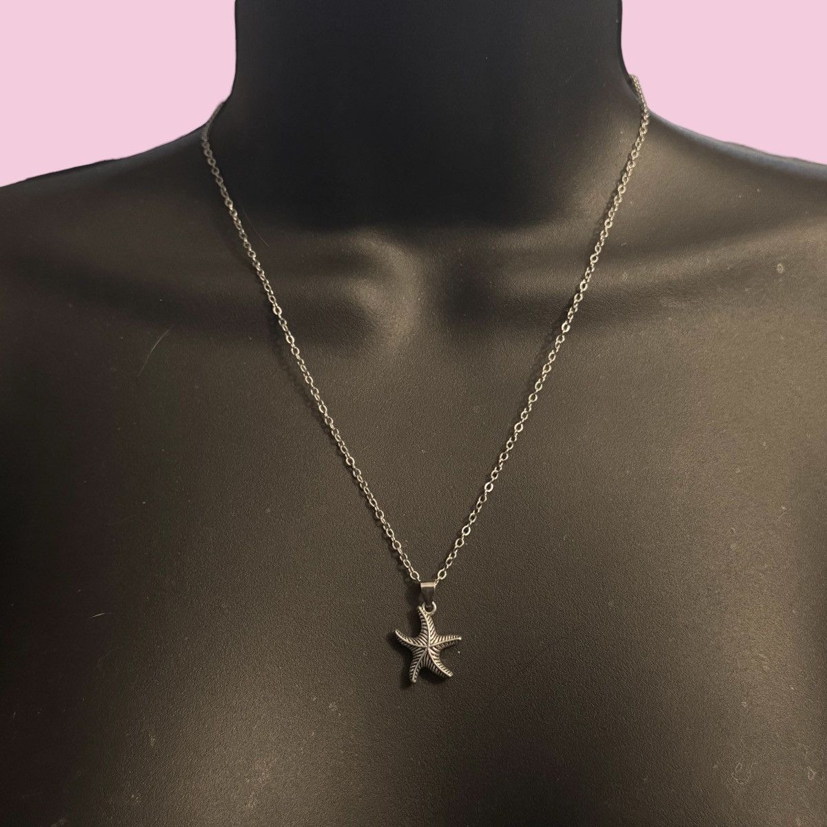 Other Silver tone starfish pendant necklace Size ONE SIZE - 1 Thumbnail