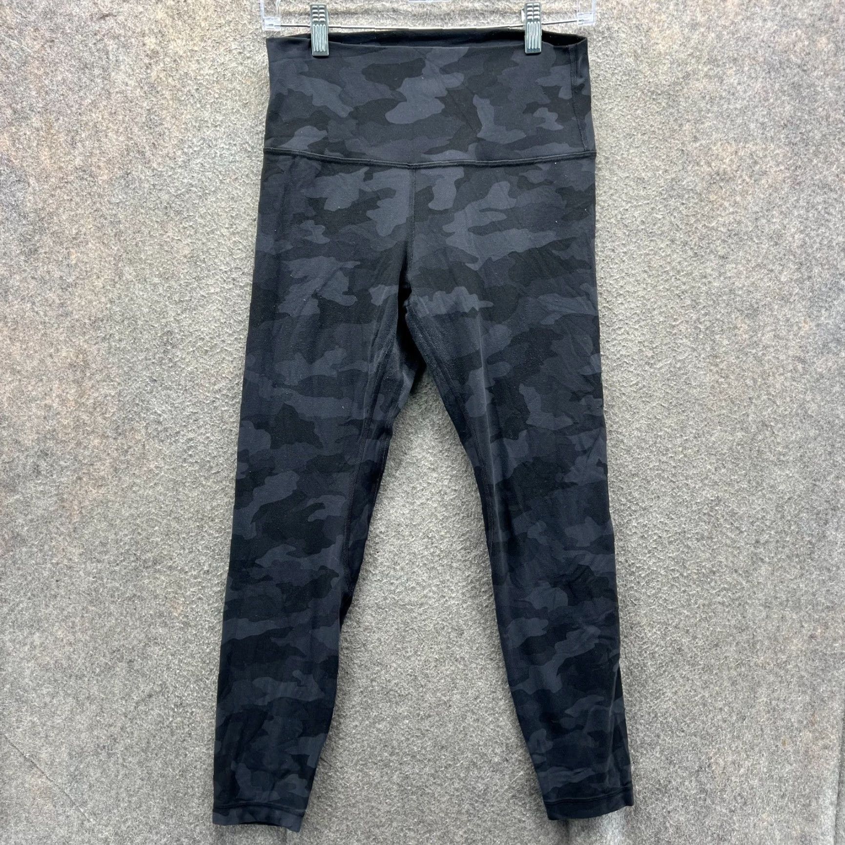Lululemon Lululemon Leggings Women 8 Black Camo 25" Nulu Yoga Align High Rise Pants Leggings (Athleisure, Yoga) Womens Size 30" / US 8 / IT 44 - 2 Thumbnail