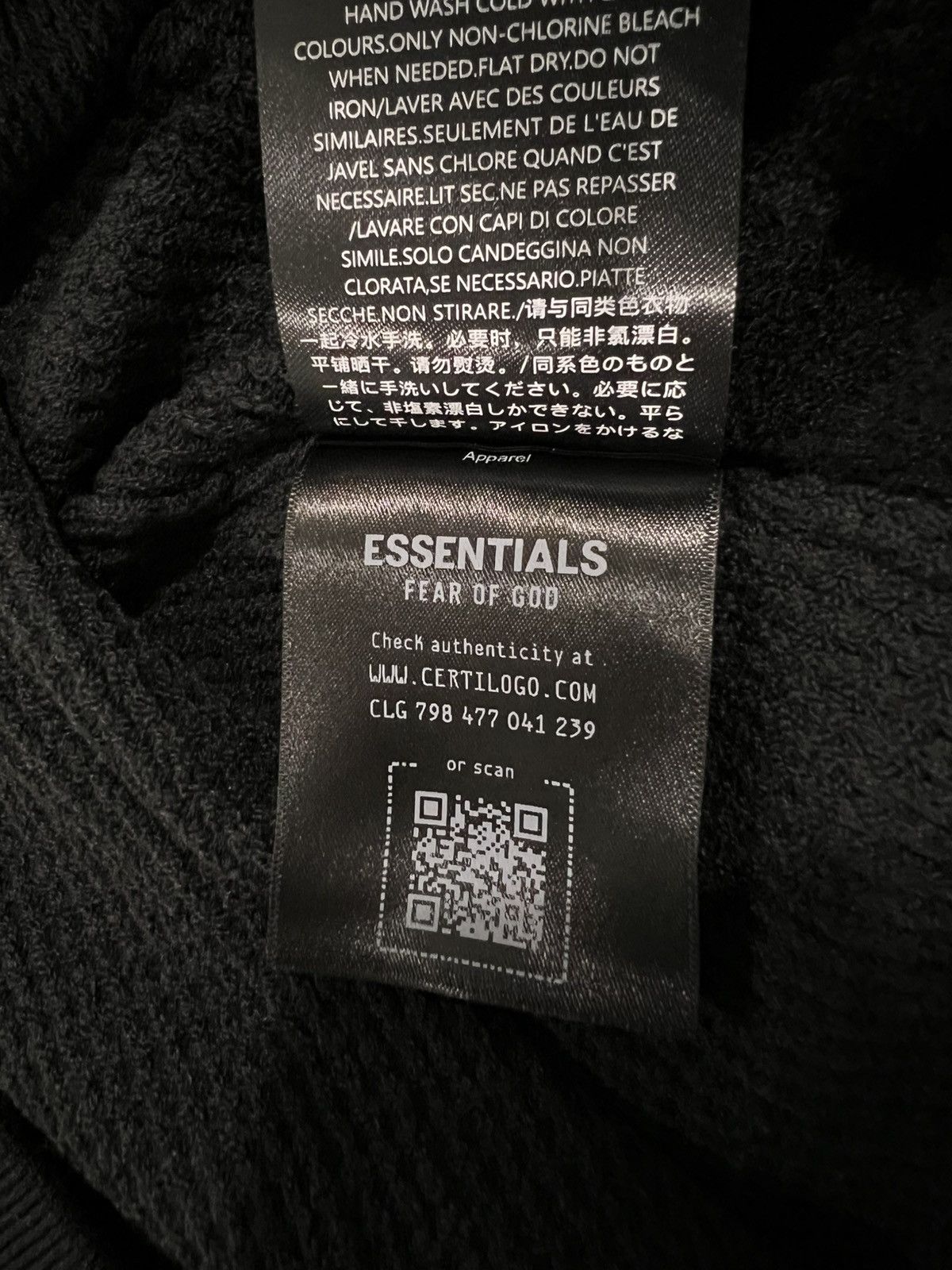 Fear of God Essentials vintage black waffle crewneck Size US S / EU 44-46 / 1 - 5 Thumbnail