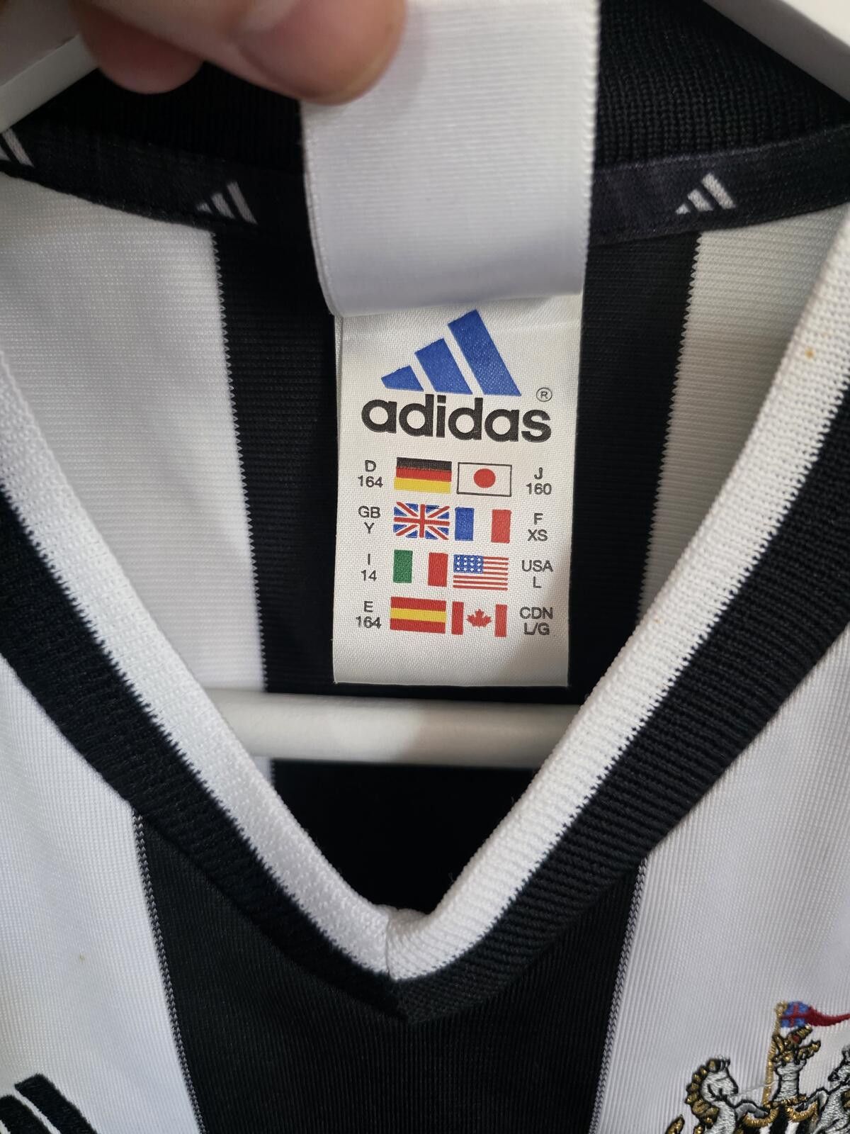 Other Newcastle United 2001/03 Adidas Home Shirt - Youths Size US XS / EU 42 / 0 - 4 Thumbnail