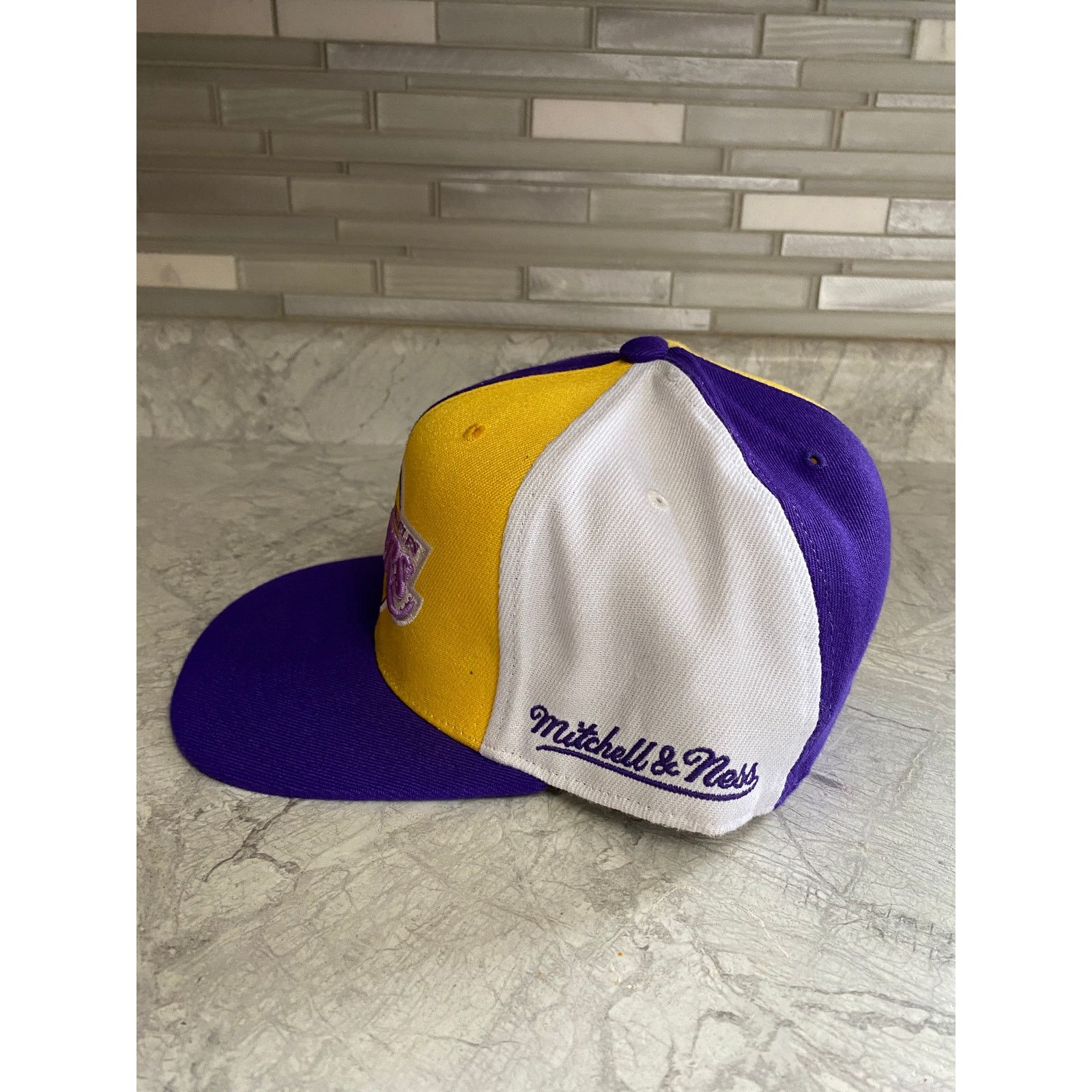 Mitchell & Ness LA Lakers Mitchell & Ness Fitted Hat Size 7 1/2 Size ONE SIZE - 4 Thumbnail
