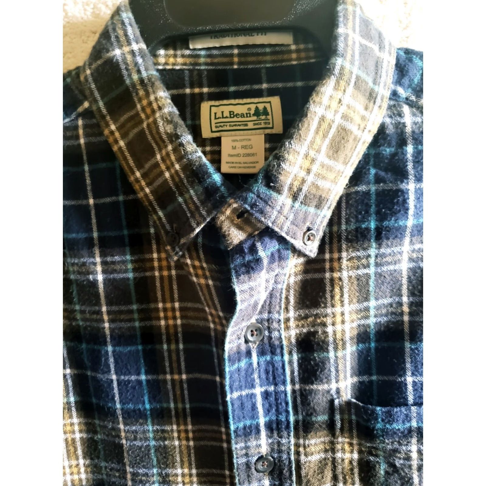 Vintage L.L. Bean Shirt Men Green Blue Plaid Traditional Fit Button-Up Size M Size US M / EU 48-50 / 2 - 4 Thumbnail