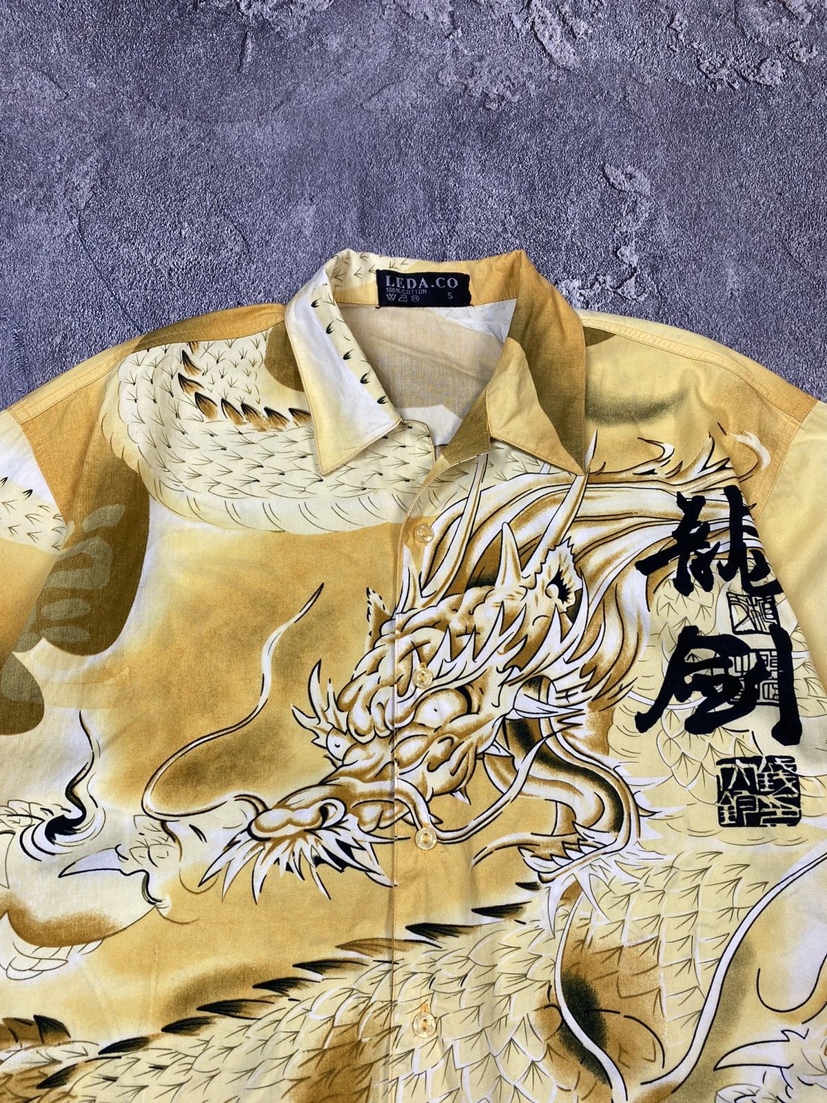 Japanese Brand VTG 00d Dragon Shirt Japanese Brand Y2K Streetwear Size M Size US M / EU 48-50 / 2 - 4 Thumbnail