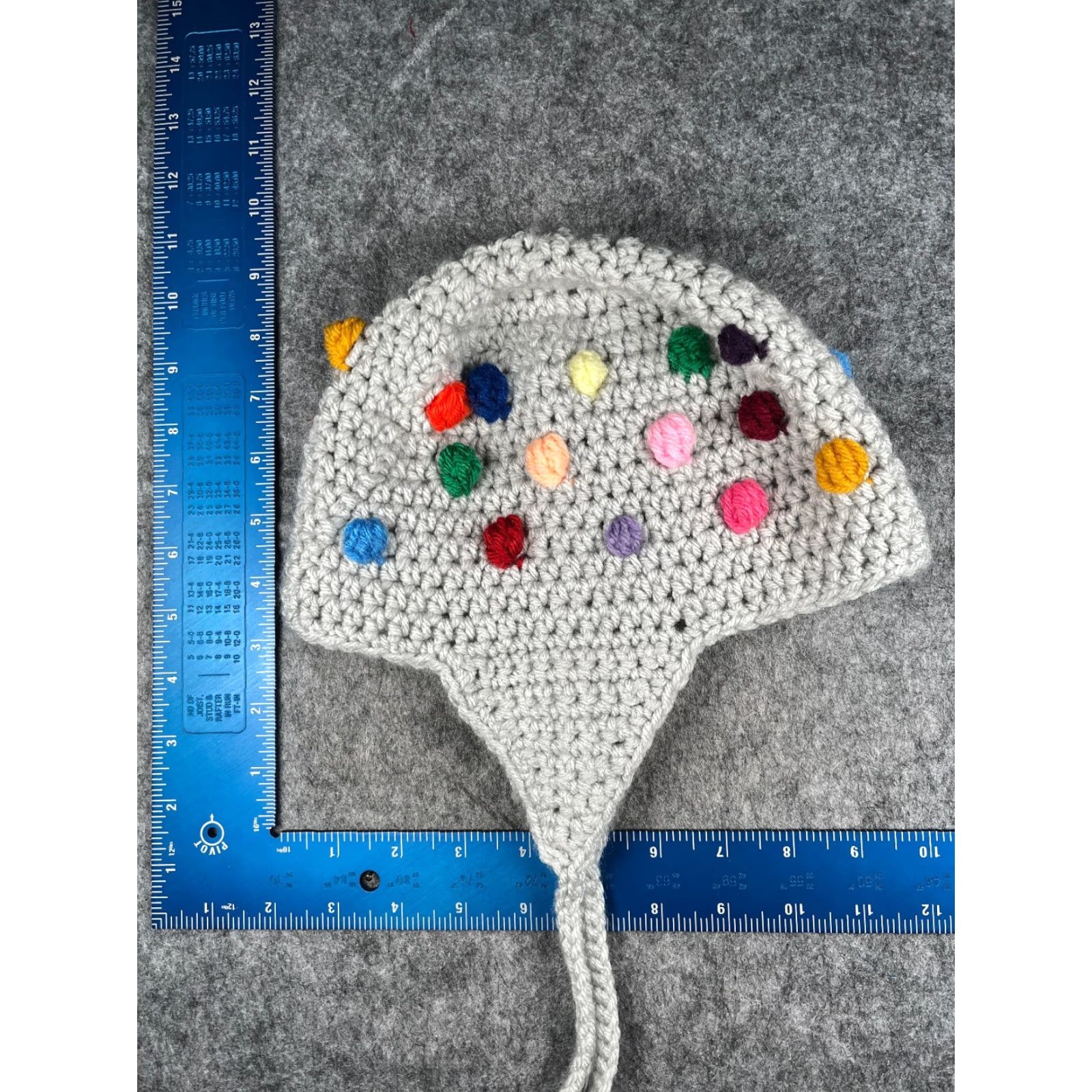 Gap Gap Beanie Hat Women One Size Gray Knit Acrylic Ear Flap Colorful Pom Ski Handmade Size ONE SIZE - 4 Thumbnail