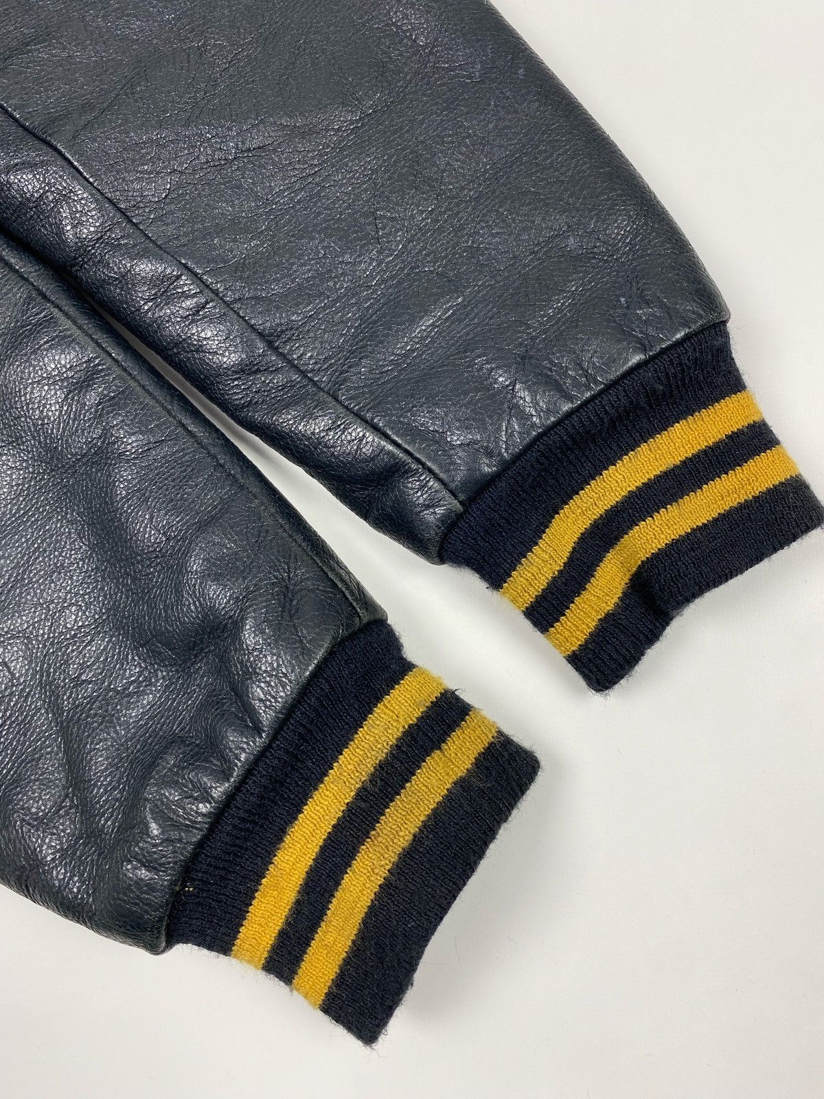 Vintage 1990’s Vintage Game Cyclones Hockey Team Varcity Jacket Size US M / EU 48-50 / 2 - 12 Thumbnail