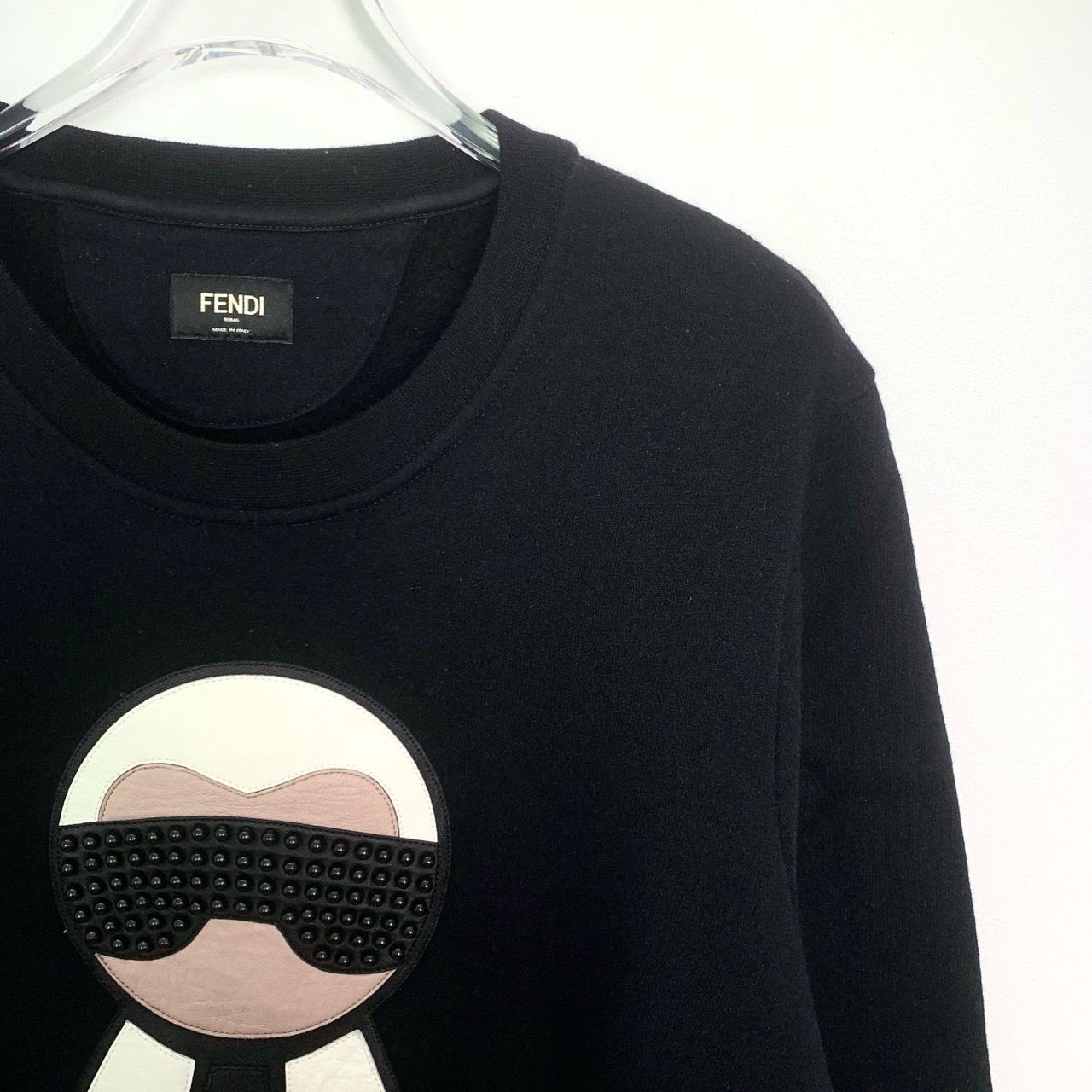 Fendi Fendi Mens Black Round-Neck Sweatshirt W/ Iconic Graphic App Size US M / EU 48-50 / 2 - 5 Thumbnail