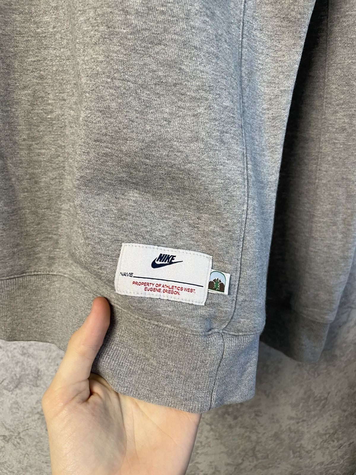 Nike Vintage Nike Eugene Oregon OTC77 Sweatshirt Crewneck 90s Size US L / EU 52-54 / 3 - 6 Thumbnail