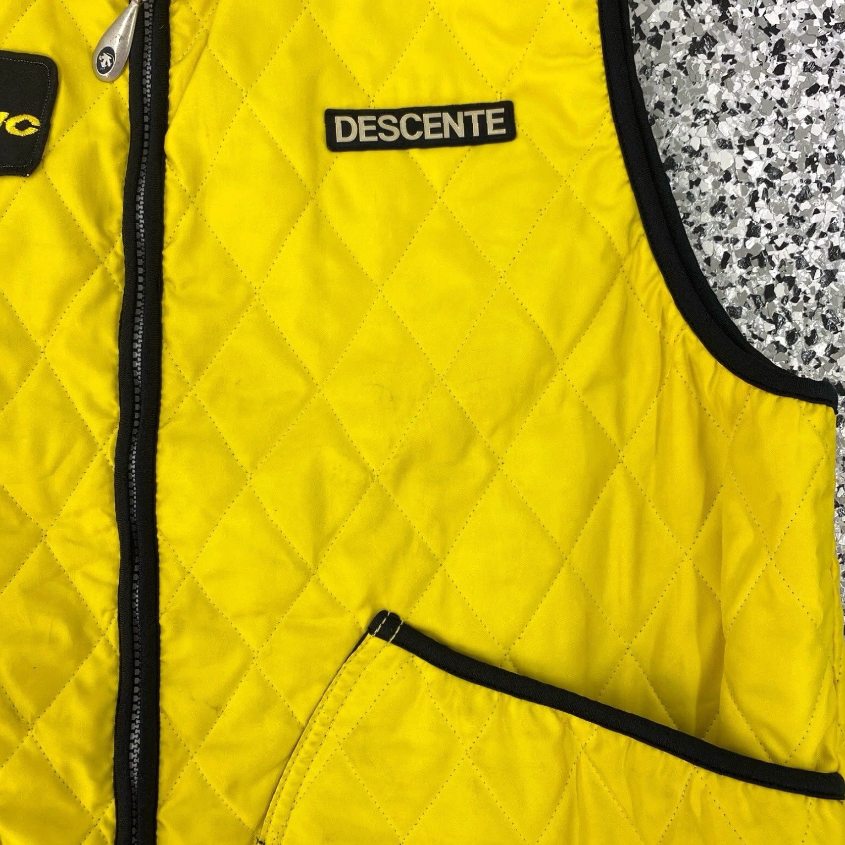 Vintage **VINTAGE DESCENTE YELLOW SNOW JACKET Women's 10** User: Vintage Descente Yellow Snow Jacket Women's Size 10 Size L / US 10 / IT 46 - 3 Thumbnail