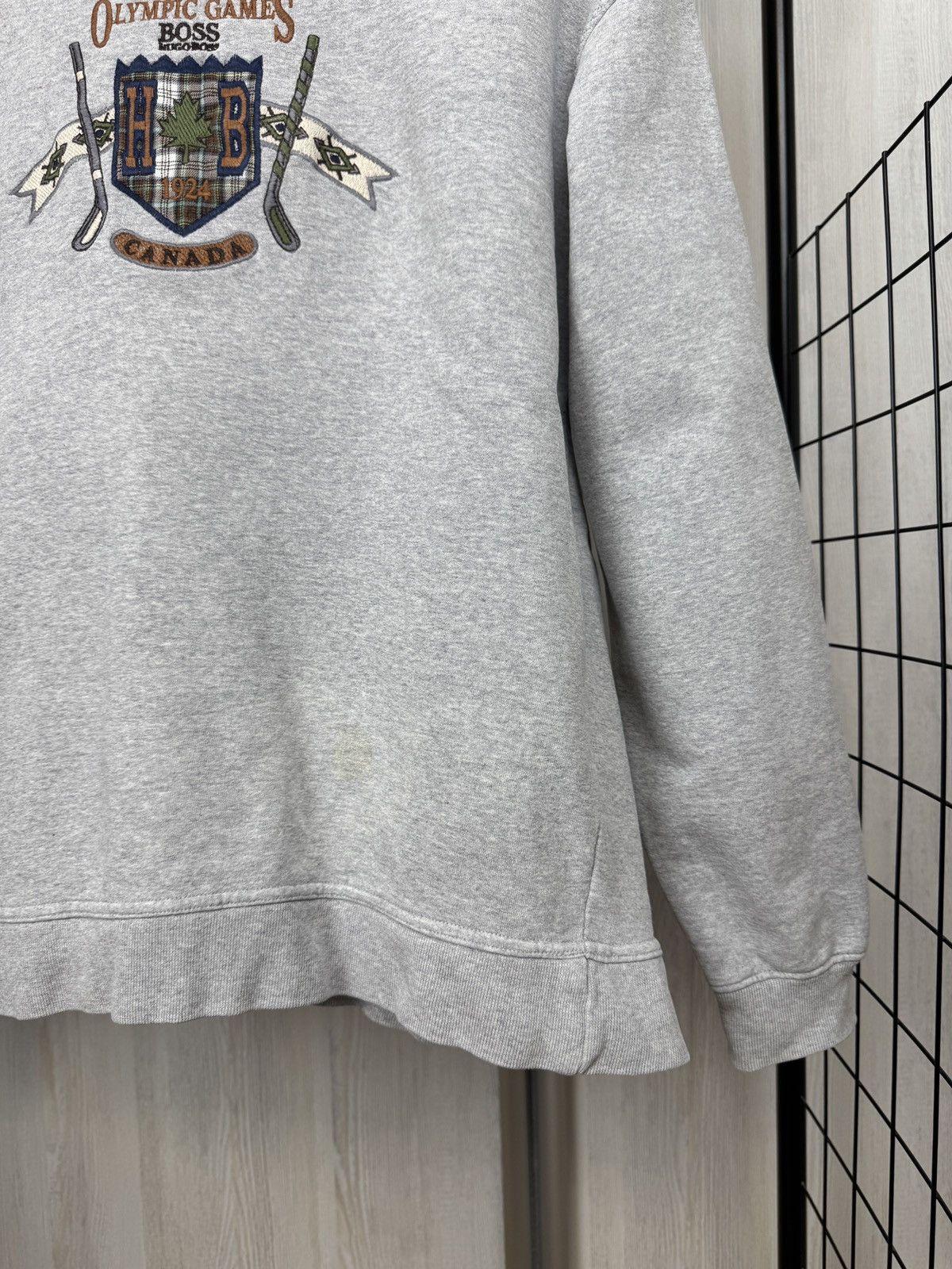 Hugo Boss Boss Hugo Boss Olympic Games Canada vintage 90s sweatshirt Size US L / EU 52-54 / 3 - 3 Thumbnail