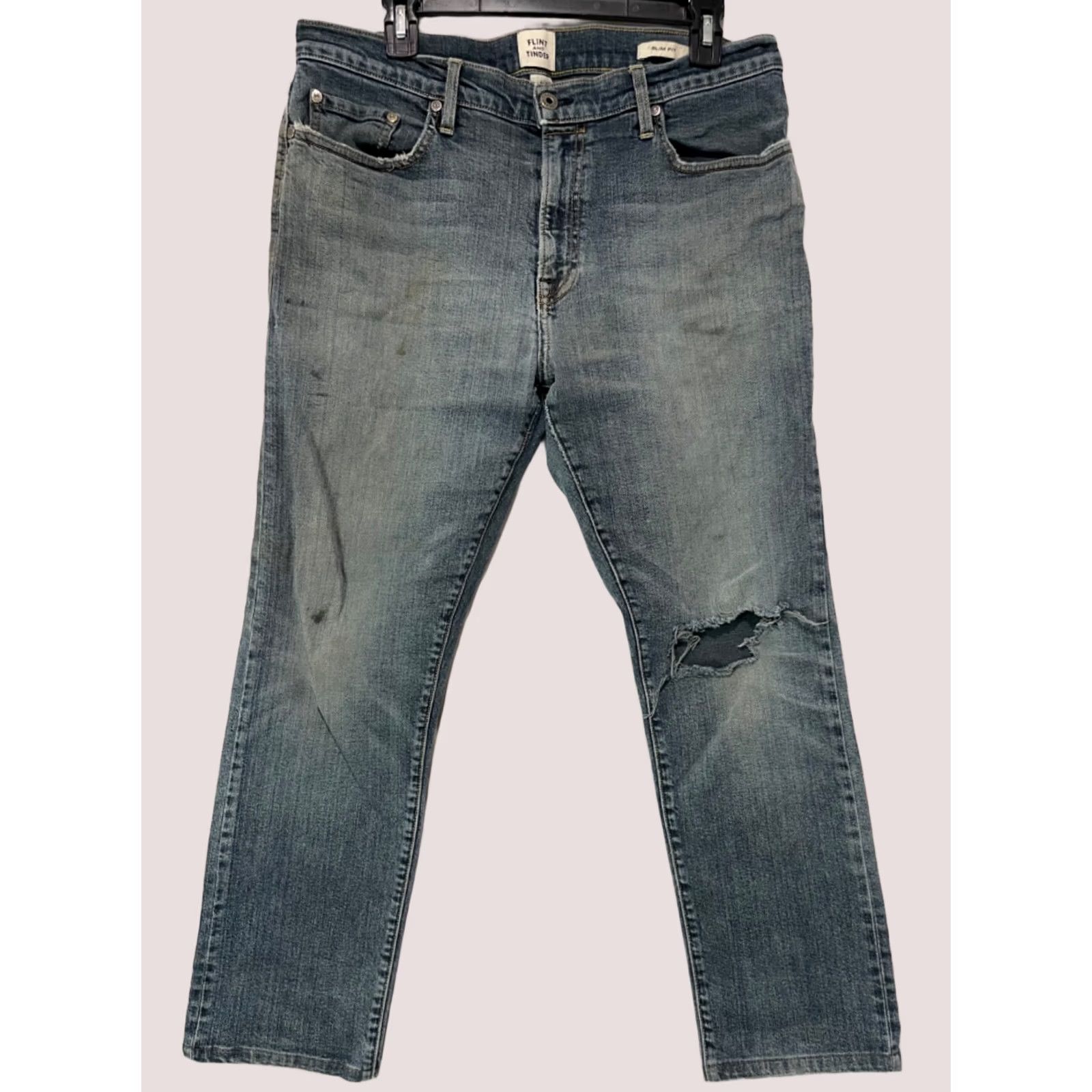 Flint And Tinder Flint And Tinder Jeans Mens 34x32 Slim Fit Straight Leg Distressed 5-Pocket Denim Blue 34x32 Fits 33x27 Mens Jeans Size US 34 / EU 50 - 1 Thumbnail