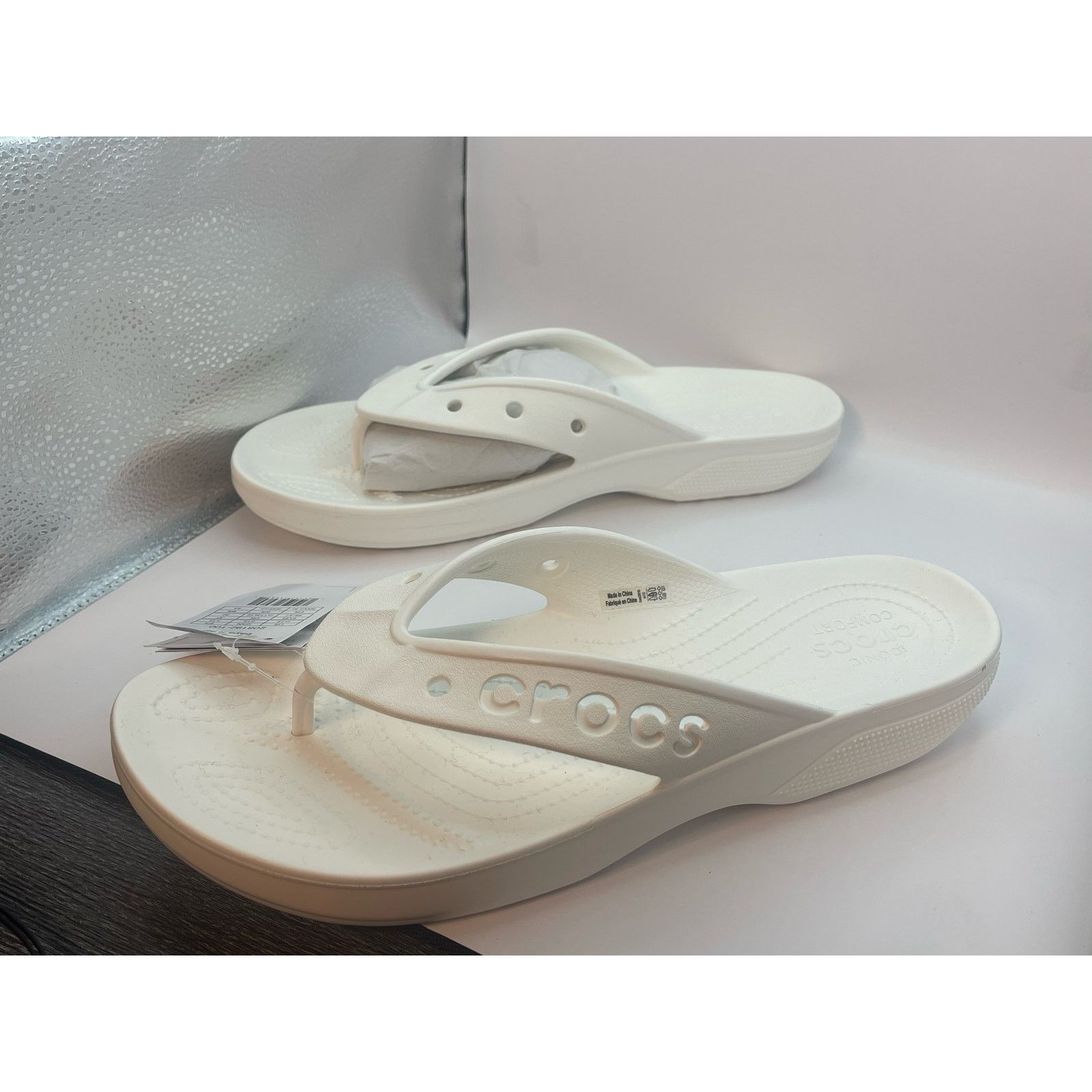 Crocs Crocs White Platform Flip Flops Sandals Slippers Size 12 NWT Size US 12 / EU 45 - 4 Thumbnail
