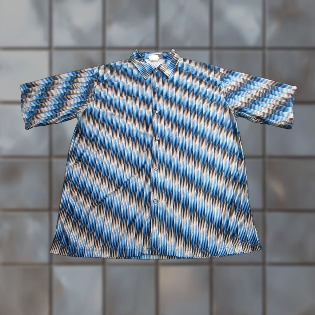 Gloverall Street Culture Shirt Mens XL Blue Geometric Disco 90s Satin All over Print y2k Size US XL / EU 56 / 4 - 1 Thumbnail