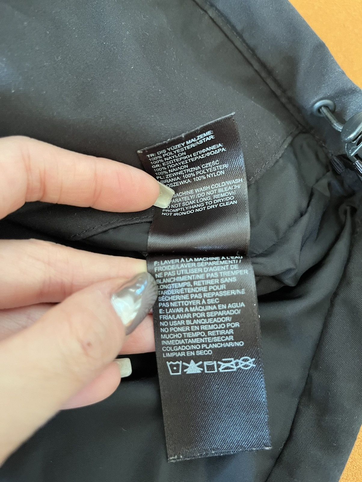 Supreme × The North Face Supreme x TNF World Flags Black SS14 Expedition Jacket Size US L / EU 52-54 / 3 - 7 Thumbnail