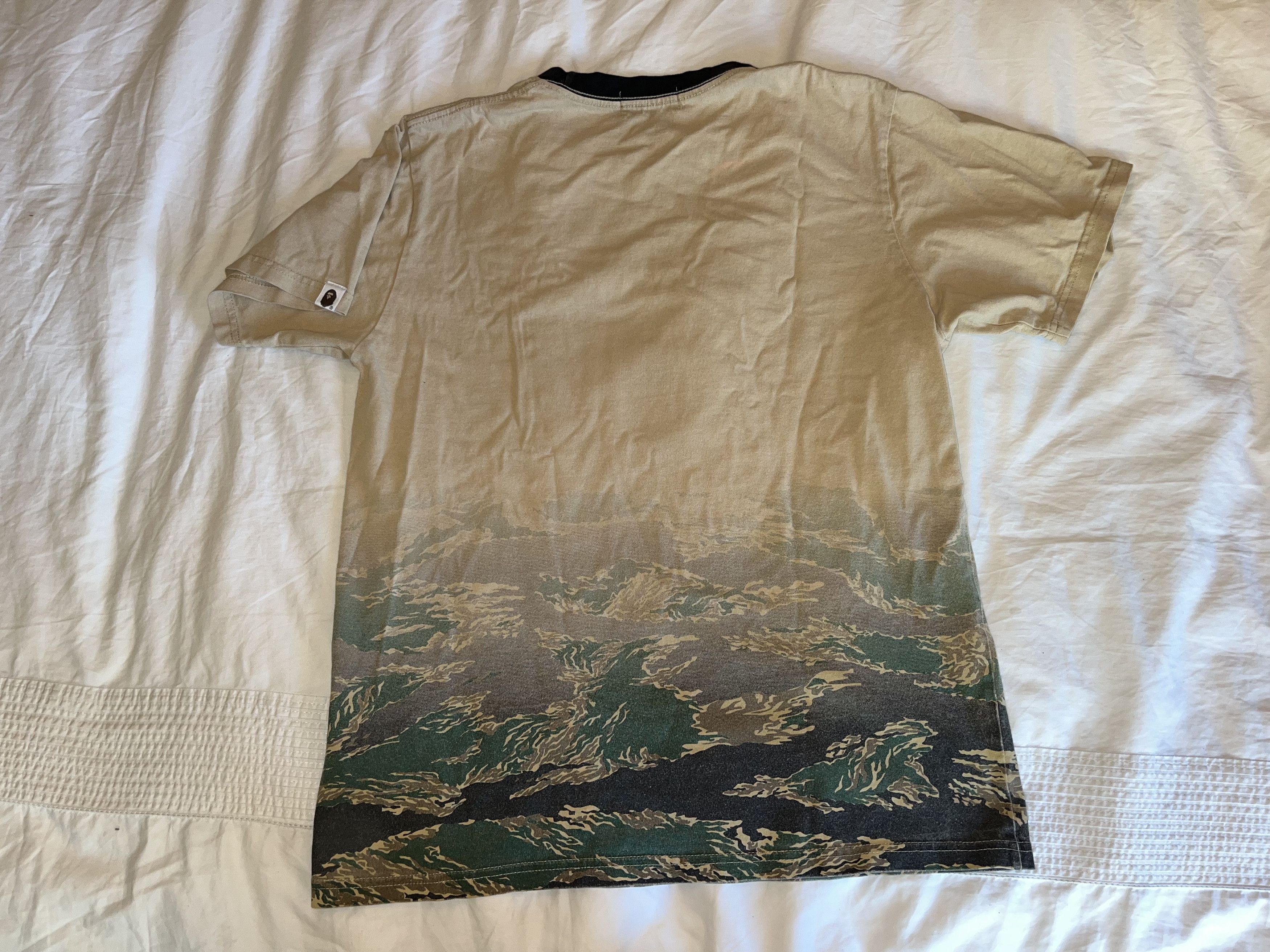 Bape Tiger Camo Gradation College Tee Size US M / EU 48-50 / 2 - 3 Thumbnail