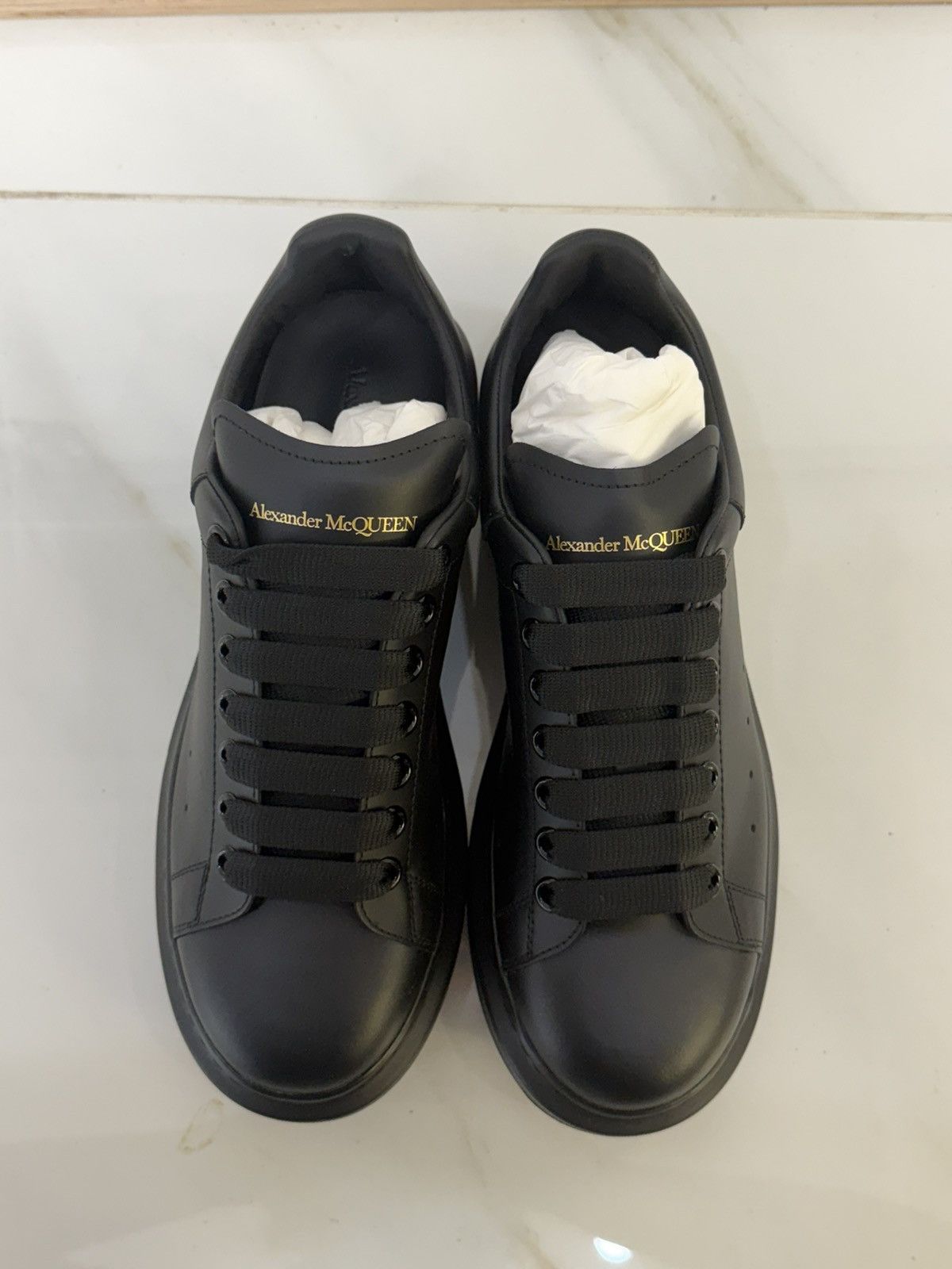 Alexander McQueen Alexander McQueen Oversized Triple Black Leather Size 41 Size US 8 / EU 41 - 4 Thumbnail
