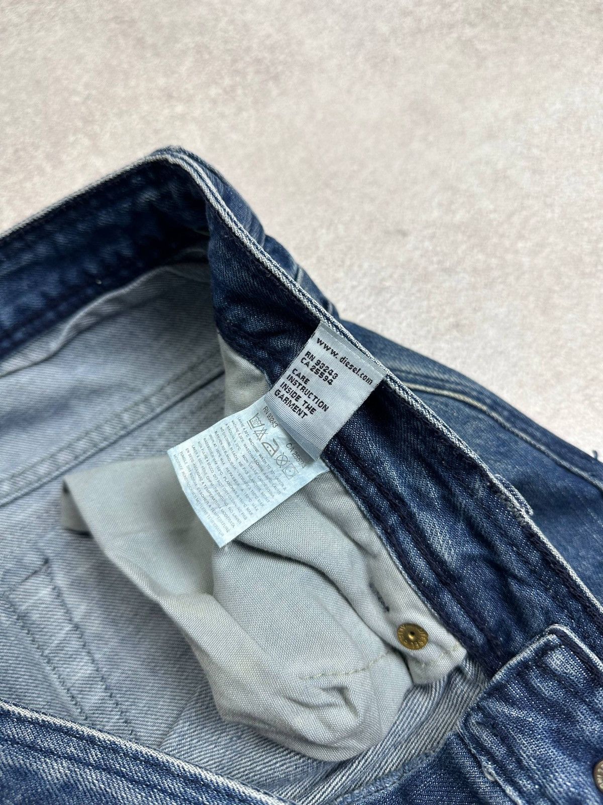 Diesel Vintage Diesel Baggy Abstract Y2K Pants Jeans Rare 33 Size US 33 - 10 Thumbnail