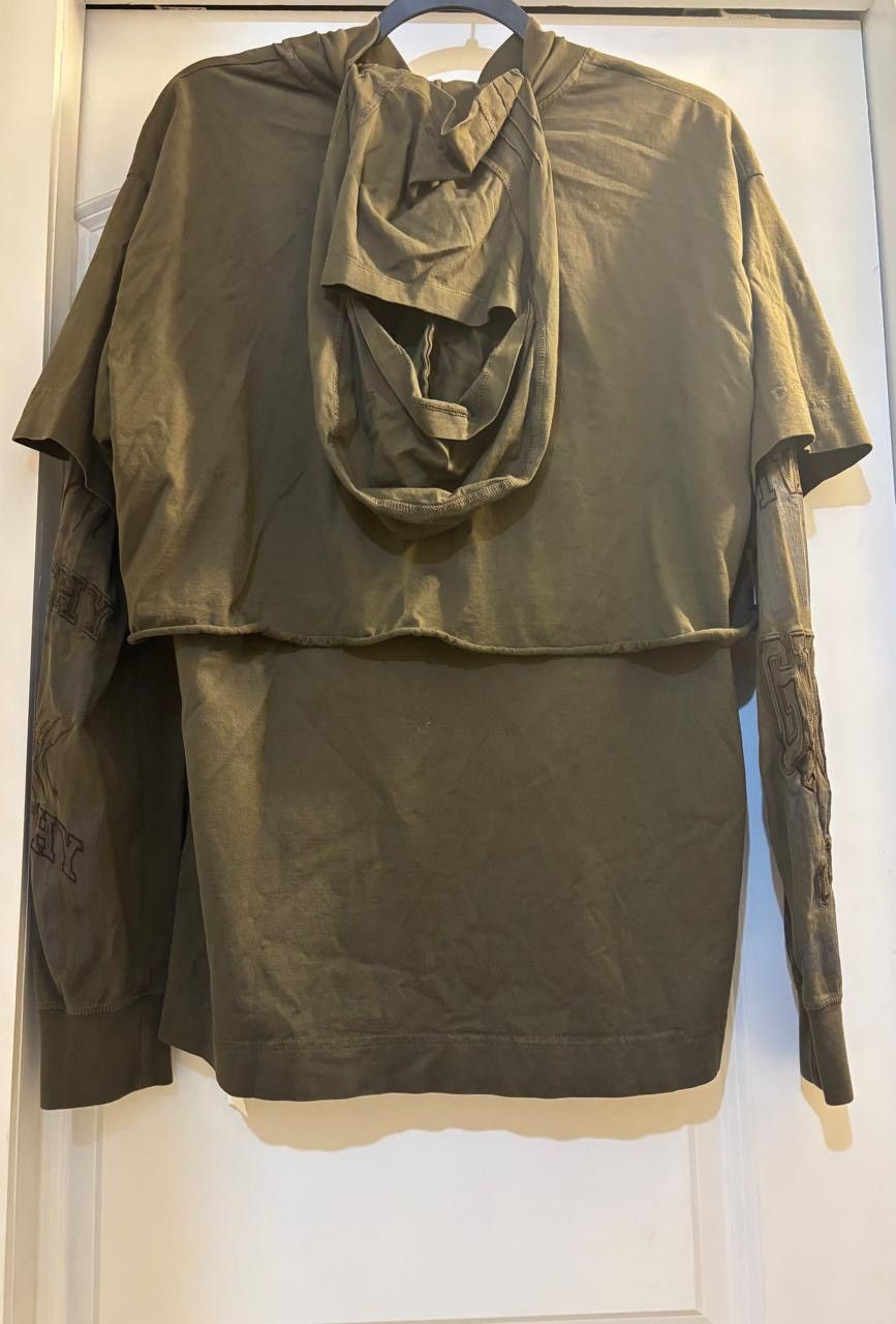 Givenchy Sample Givenchy Layered Graphic Balaclava T-Shirt Size US M / EU 48-50 / 2 - 5 Thumbnail