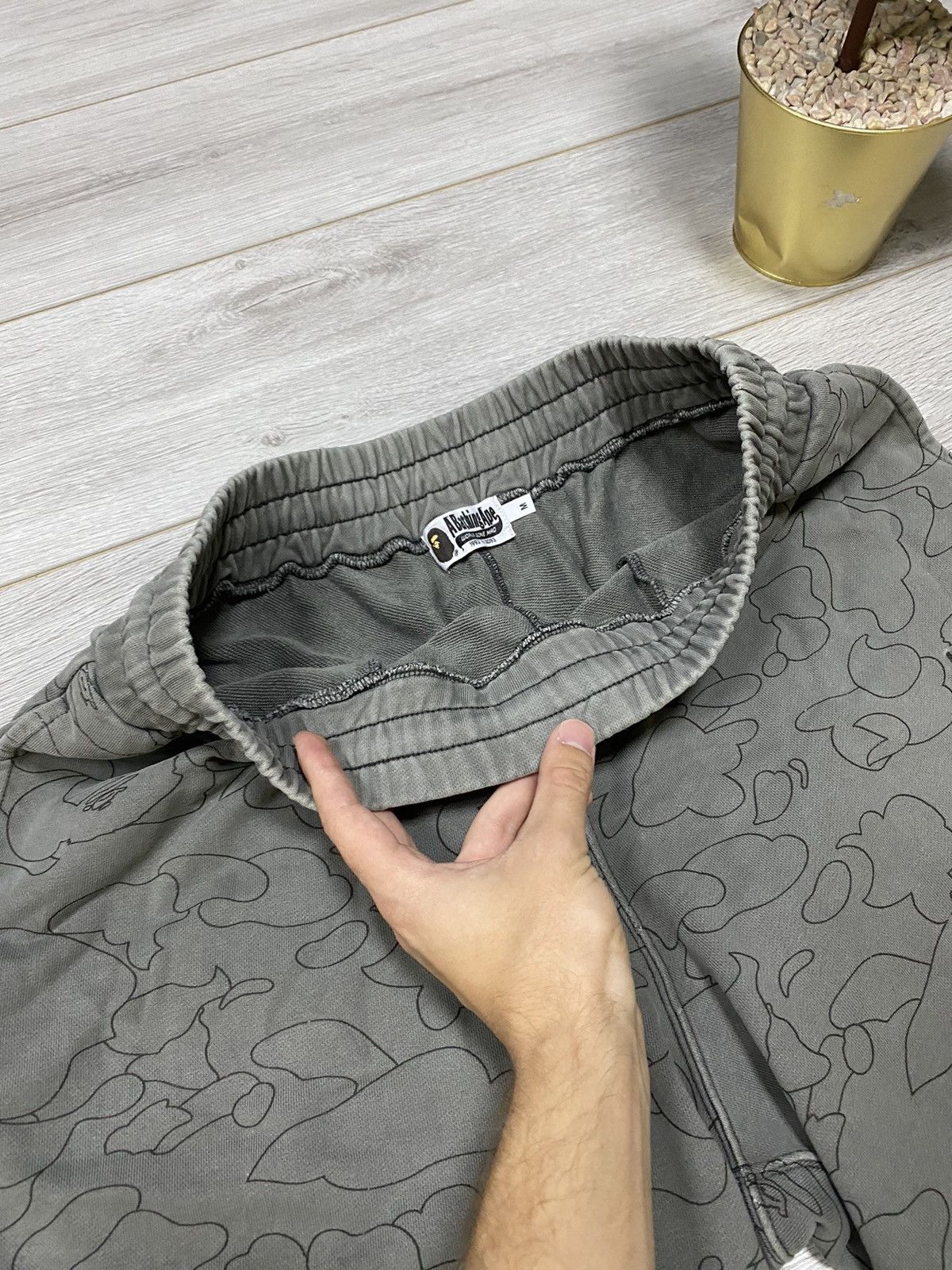 Bape Line 1st Camo head Wide Fit Sweat Shorts big logo Size US 32 / EU 48 - 5 Thumbnail