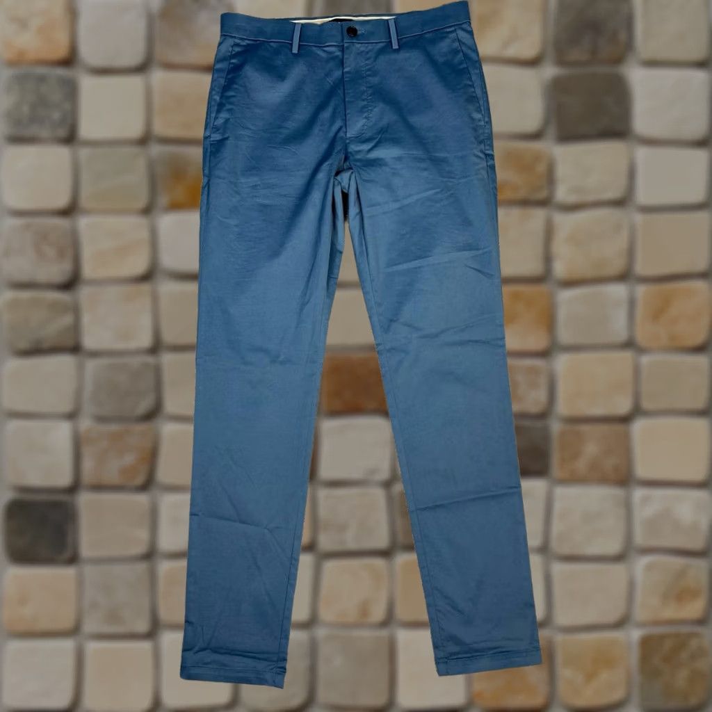 Banana Republic Banana Republic Chino Pants Mens 31 Blue Cotton Mid Rise Stretch Straight Leg Size US 31 - 1 Thumbnail