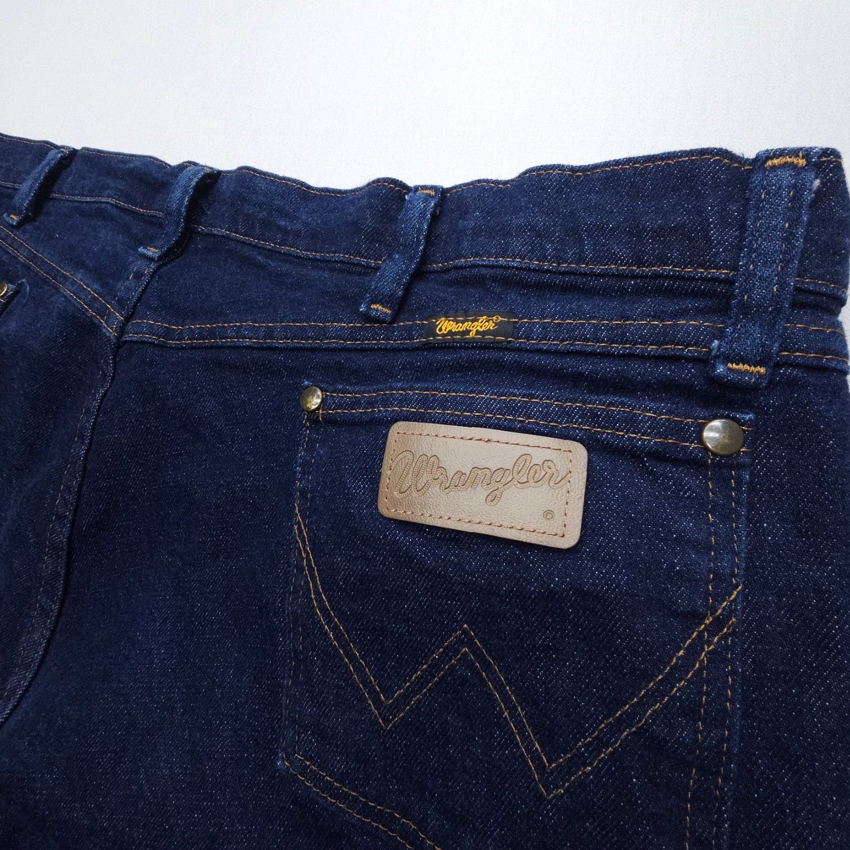 Wrangler Wrangler Cowboy Cut Jeans Mens 42 x 34 Dark Wash Denim Workwear EUC Jeans Size US 42 / EU 58 - 8 Thumbnail