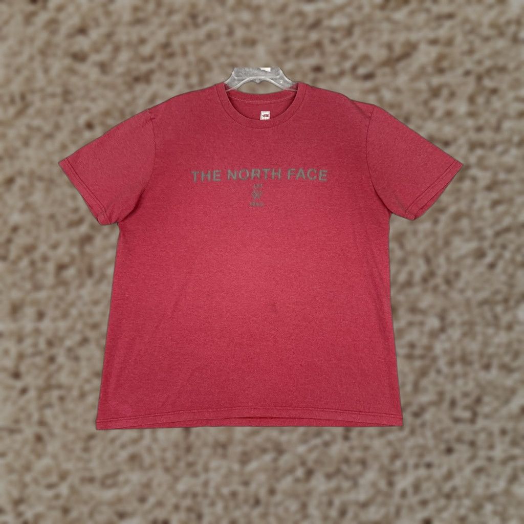 The North Face The North Face Shirt Mens XL Red Crew Neck Short Sleeve Graphic Logo Tagless Tee Size US XL / EU 56 / 4 - 1 Thumbnail