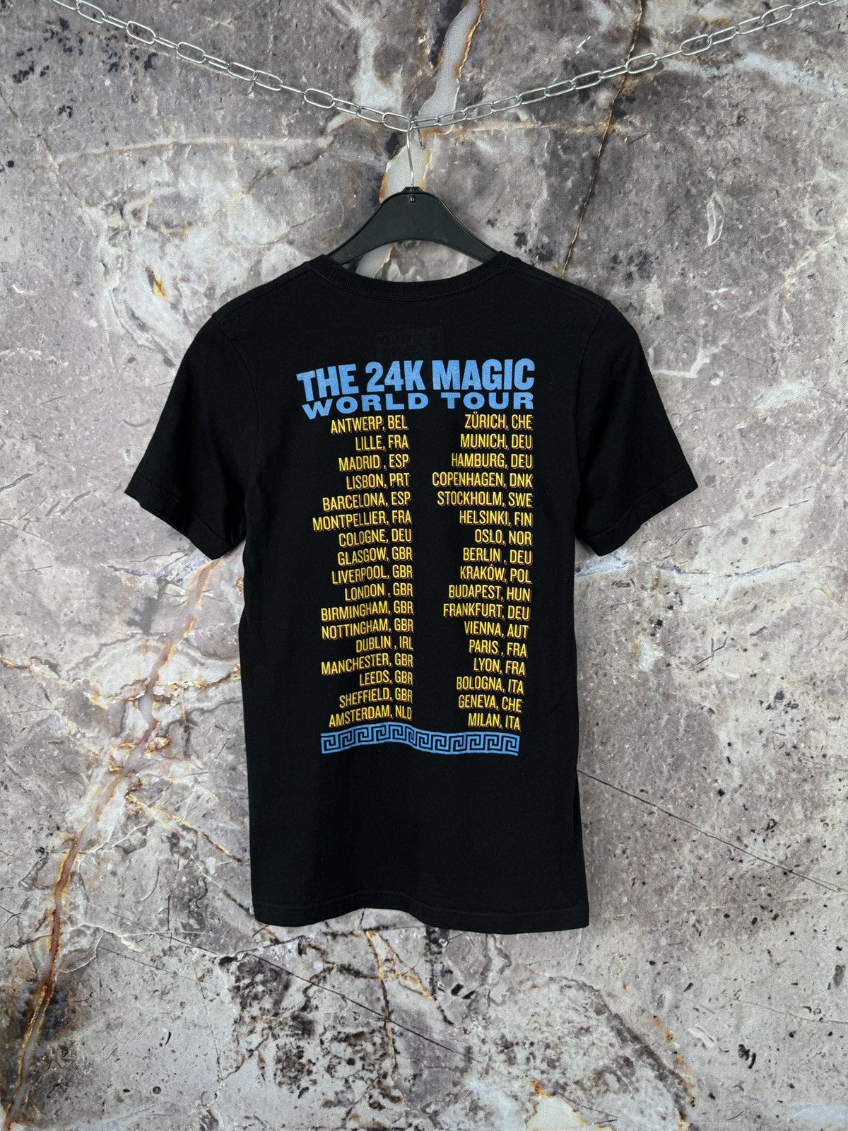 Vintage Men’s Bruno Mars The 24K Magic World Tour T-Shirt Size M Size US M / EU 48-50 / 2 - 8 Thumbnail