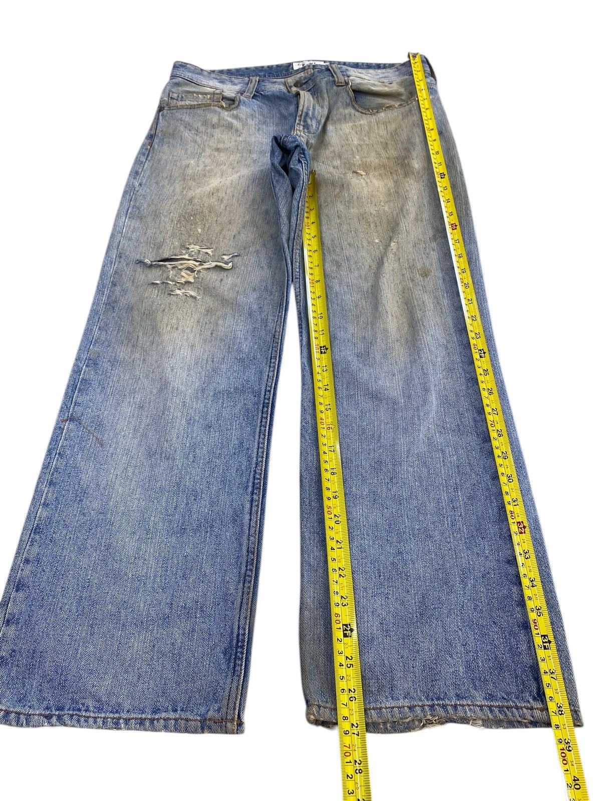 Japanese Brand Japanese Brand Dirty Mud Wash Style Ripped Jeans Size US 33 - 7 Thumbnail