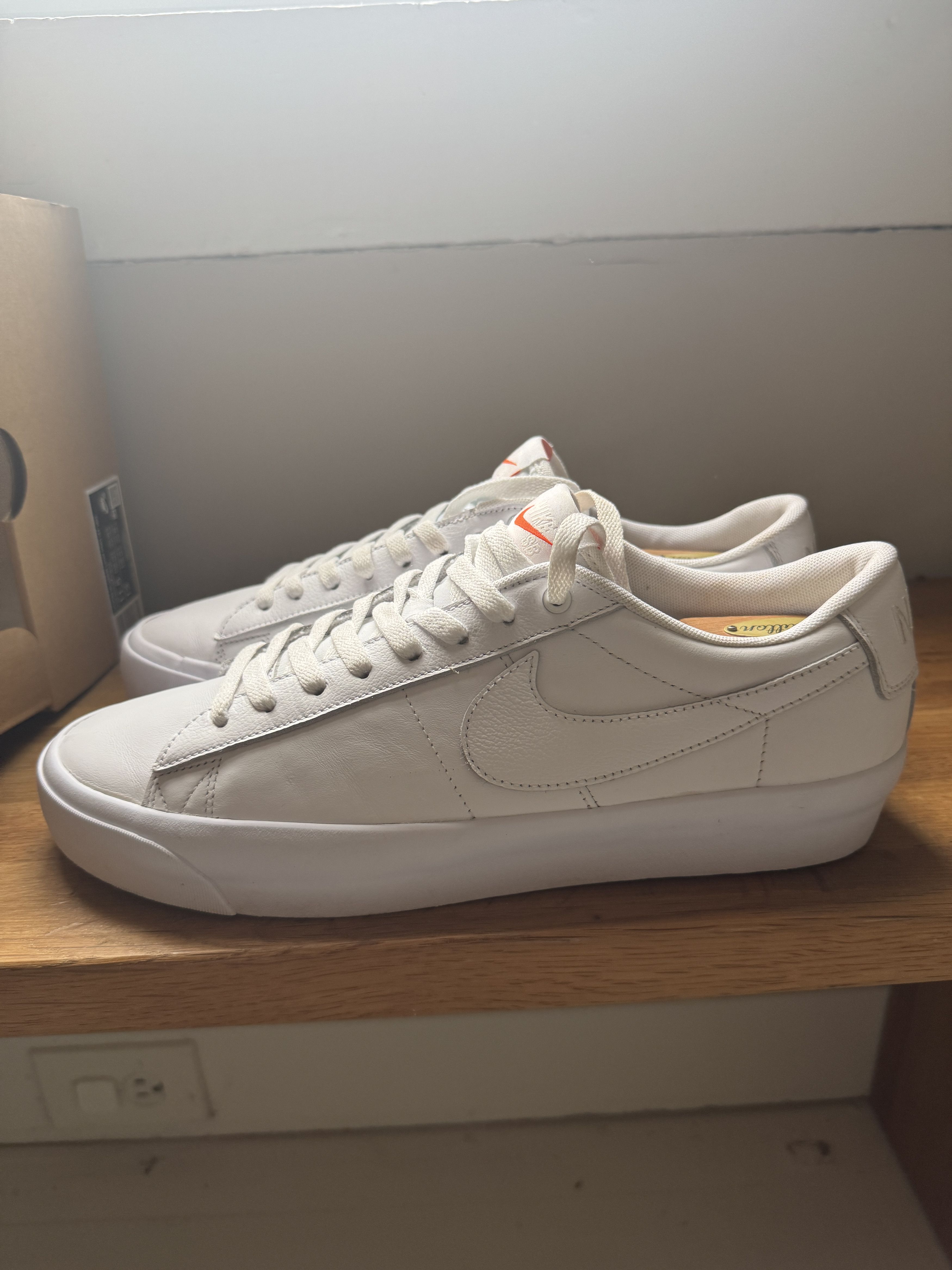 Nike Nike SB Zoom Blazer Low Pro GT ISO Size US 11.5 / EU 44-45 - 6 Thumbnail