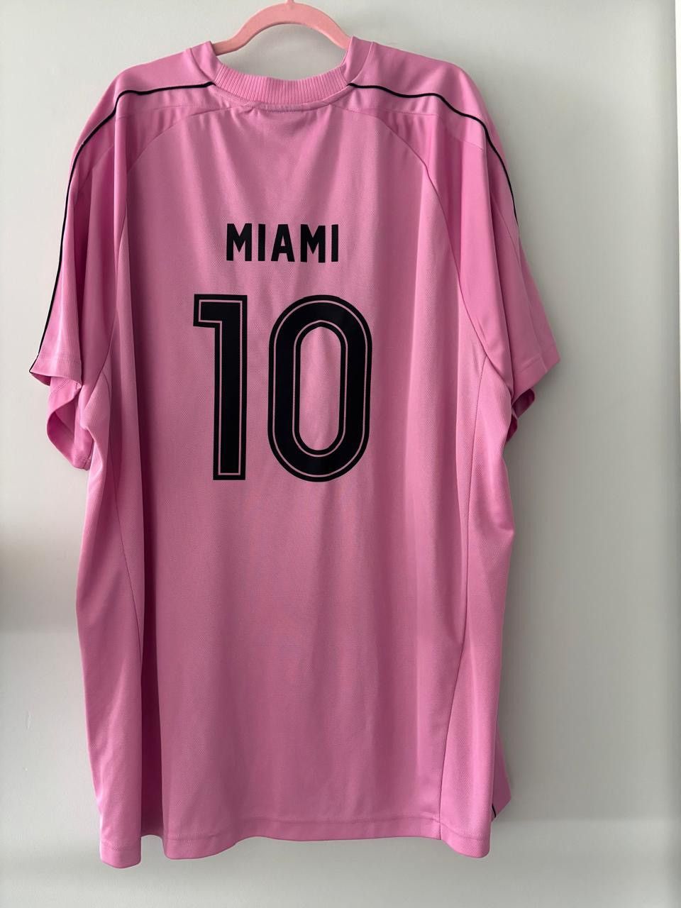 Balenciaga ‼️SIZE 5 ‼️Balenciaga MIAMI Soccer Jersey T-Shirt in Pink Size US XL / EU 56 / 4 - 1 Thumbnail