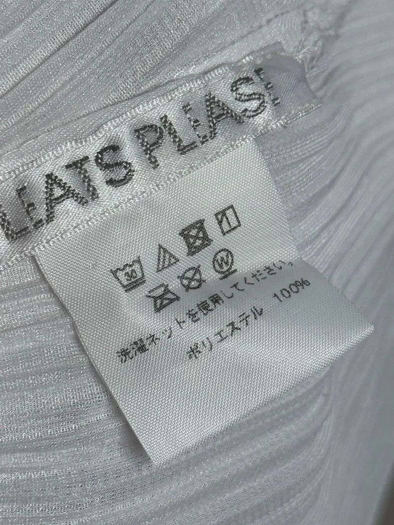 Issey Miyake Issey Miyake size:3 White pleated short-sleeved shirt Size S / US 4 / IT 40 - 3 Thumbnail