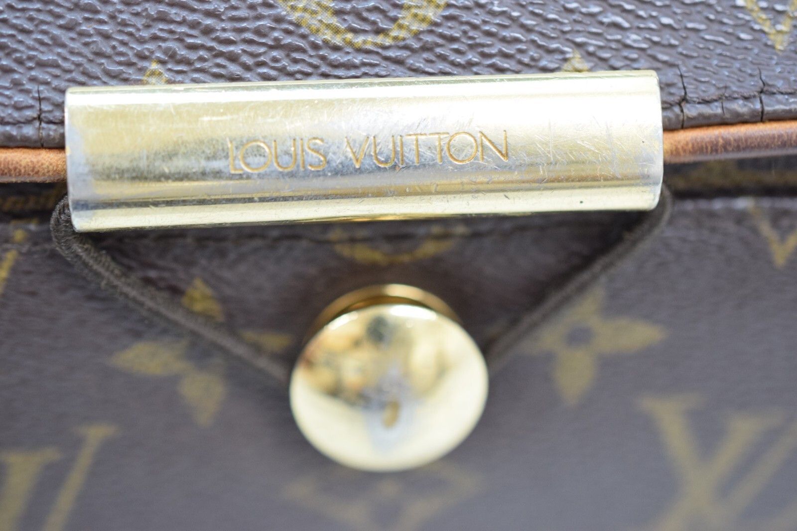 Louis Vuitton Louis Vuitton Abbesses Crossbody Bag Monogram M45257 Size ONE SIZE - 9 Thumbnail