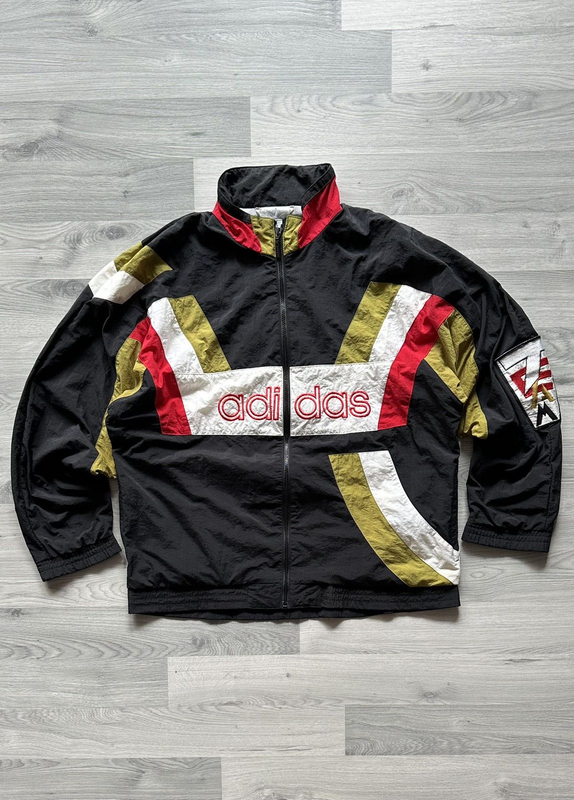 Adidas Vintage oversize jacket Adidas big logo 90s Size US M / EU 48-50 / 2 - 1 Thumbnail