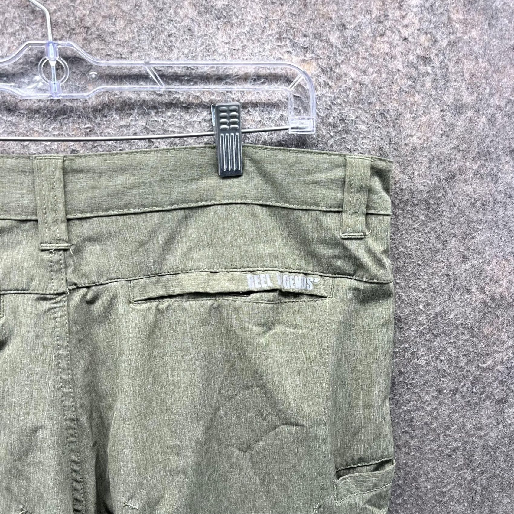 Vintage Reel Legends Shorts Mens 38 Green Microfiber Chino Stretch 9 Inseam Casual Size US 38 / EU 54 - 6 Thumbnail