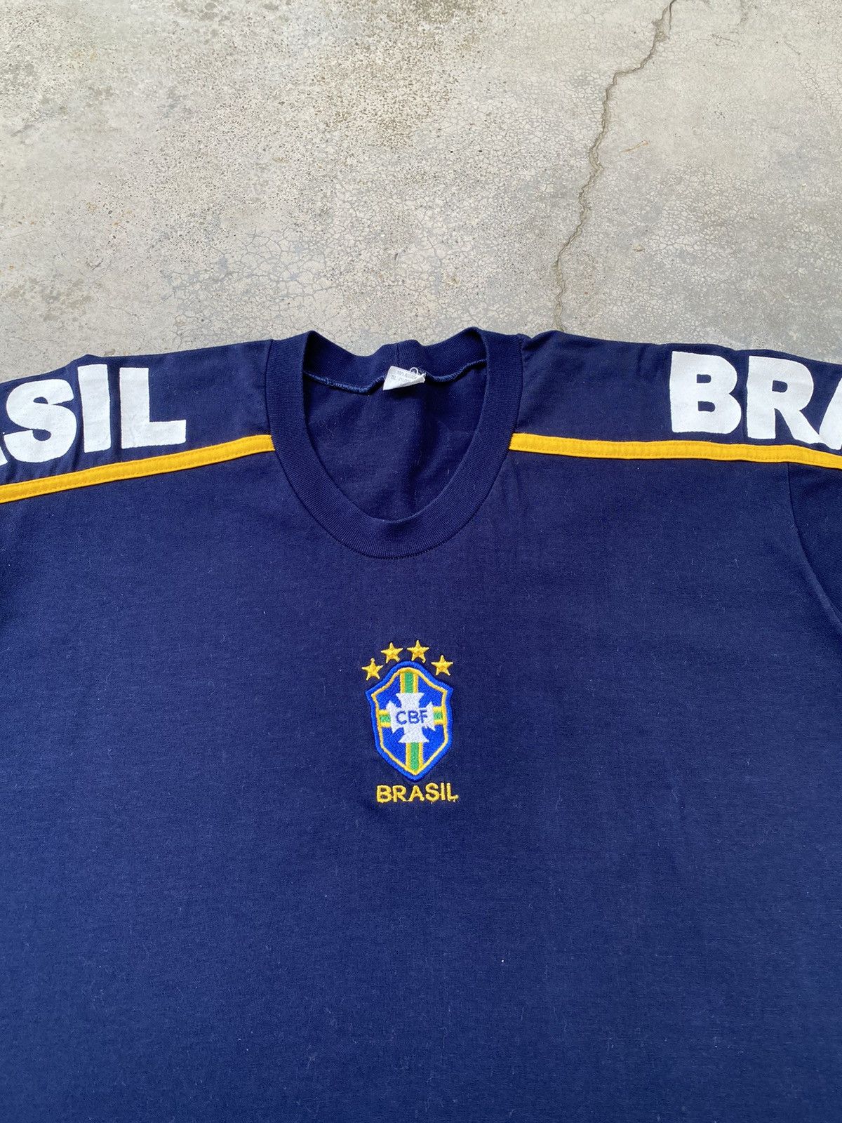Vintage Vintage Y2k Football Brazil Tees Size US M / EU 48-50 / 2 - 5 Thumbnail