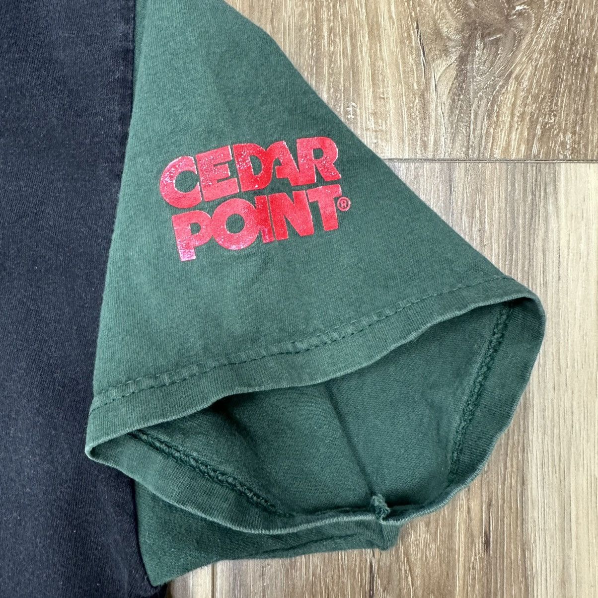 Vintage Vintage Cedar Point Raptor Rollercoaster Shirt Made in USA L Size US L / EU 52-54 / 3 - 5 Thumbnail