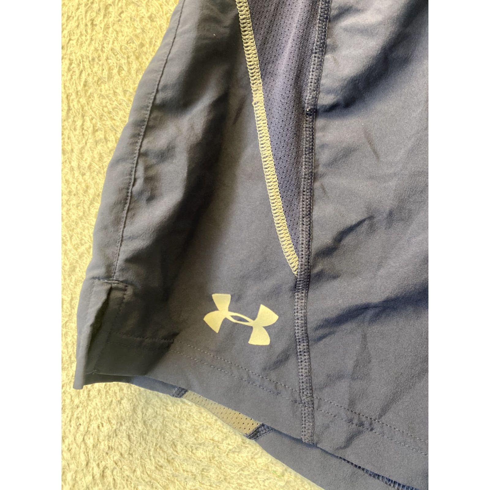 Under Armour Under Armour Shorts Womens S Small Blue Logo Training Running Gym/50-47 Size 28" / US 6 / IT 42 - 2 Thumbnail