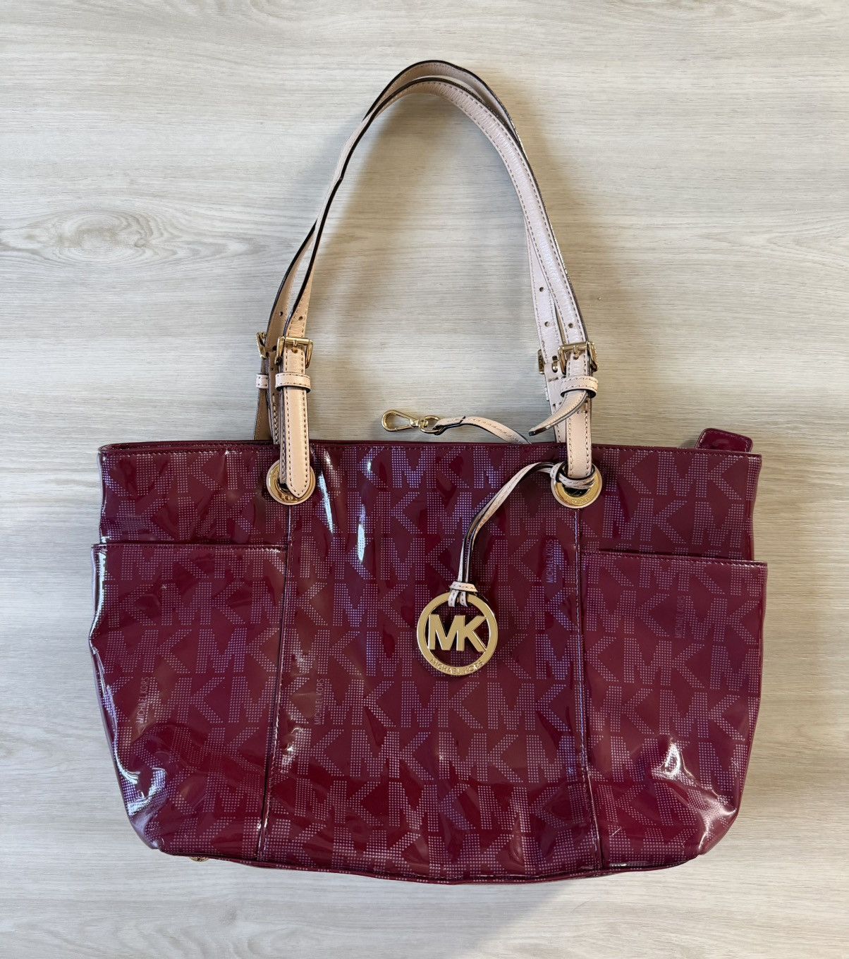 Michael Kors Michael Kors Jet Set Tote Bag Patent Leather Burgundy Logo Size ONE SIZE - 1 Thumbnail