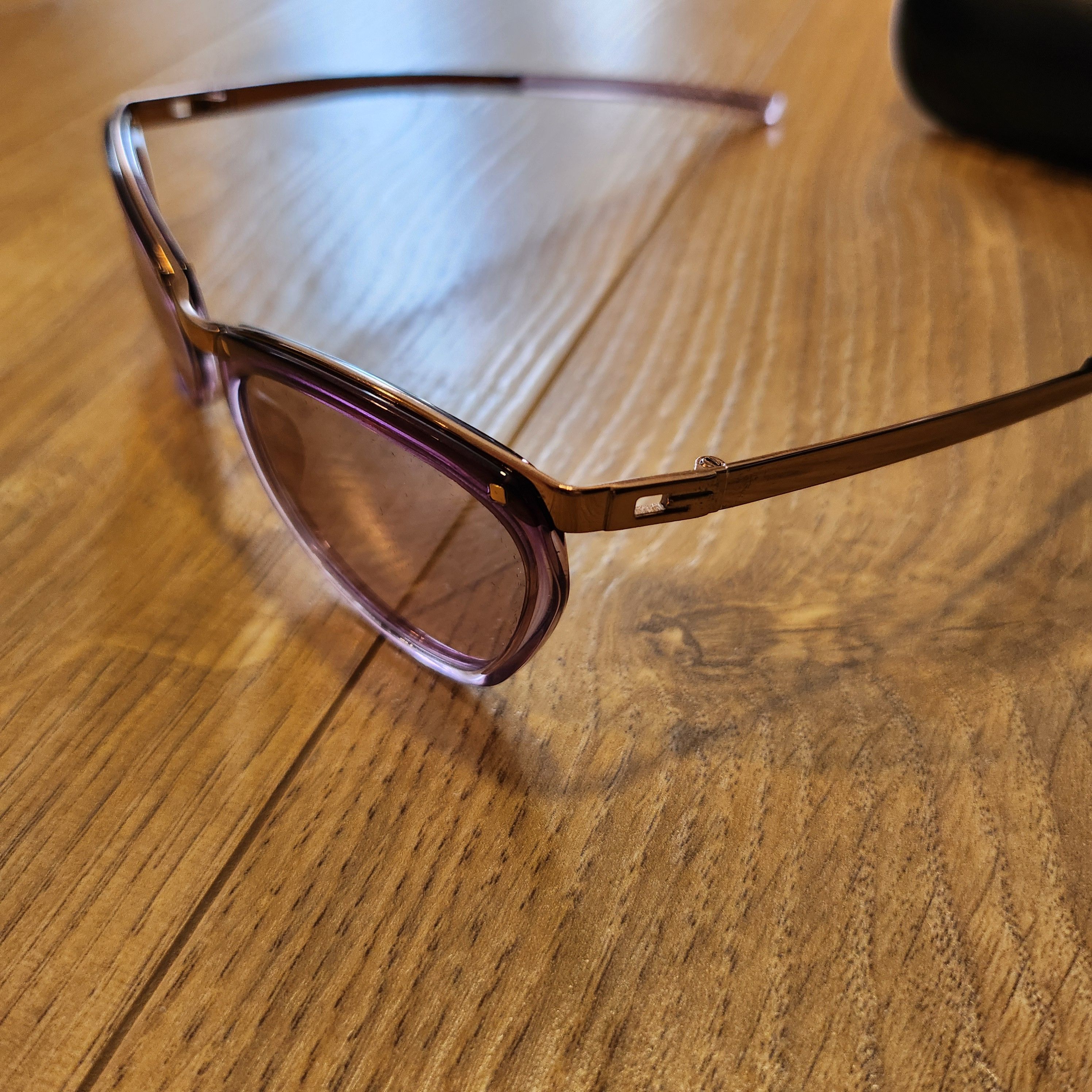 Gucci Gucci RARE 2704s purple sunglasses Size ONE SIZE - 2 Thumbnail