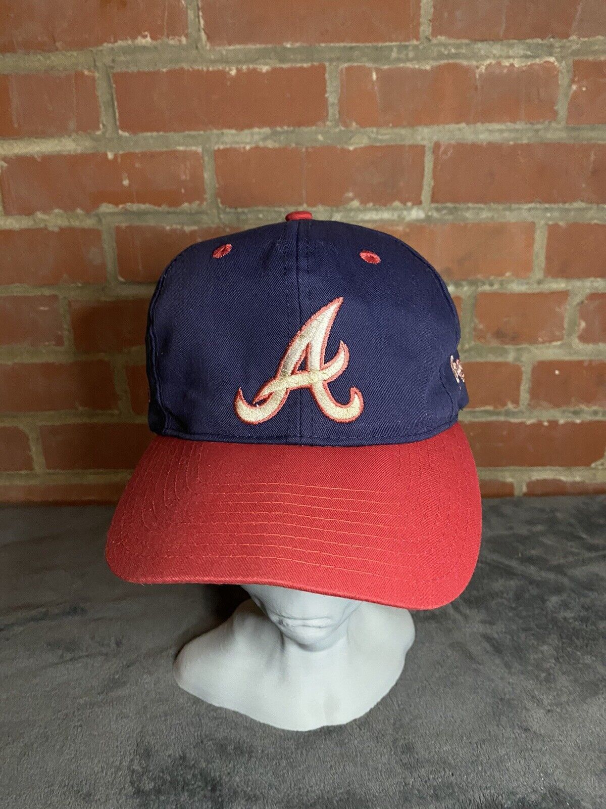 MLB Vintage 90s Atlanta Braves Cap Twins Enterprise Snapback Hat Size ONE SIZE - 1 Thumbnail