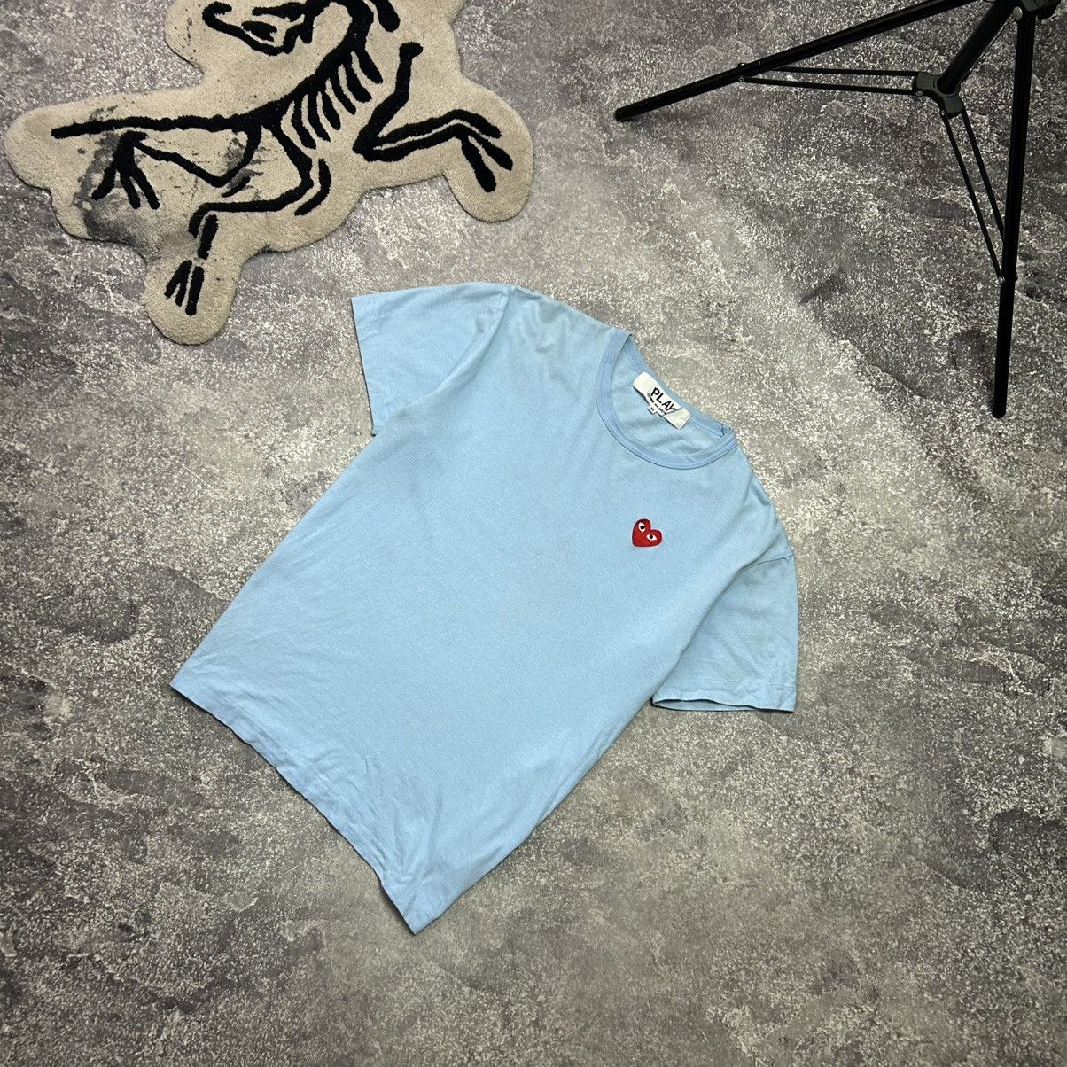 Comme des Garcons PLAY Luxury Play Comme Des Garcons Small logo basic y2k tee Size US XL / EU 56 / 4 - 1 Thumbnail
