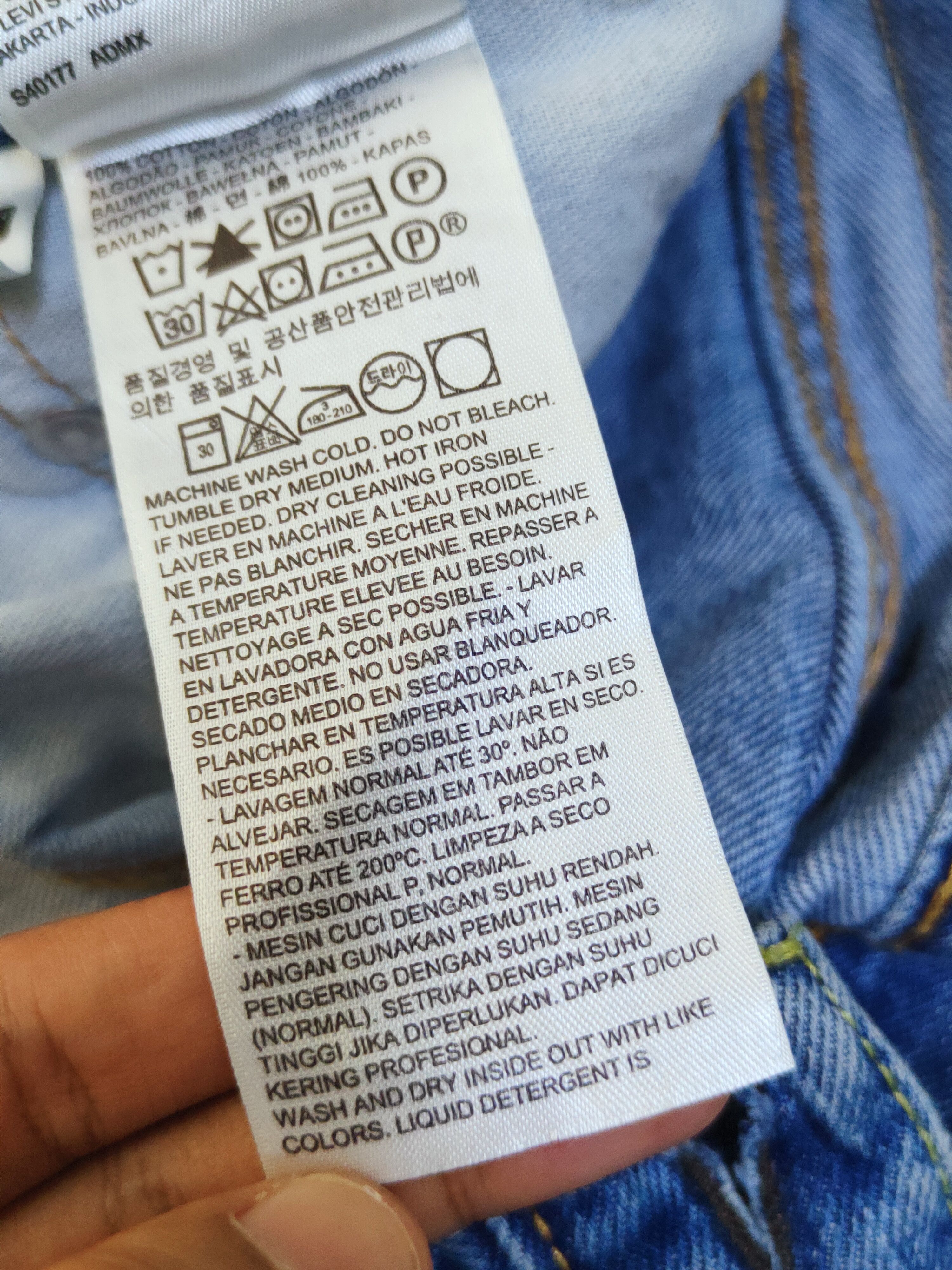 Levi's *waist 46inc* Levi's Blue Distressed Ripped Jeans #S2715 Size US 44 / EU 60 - 18 Thumbnail