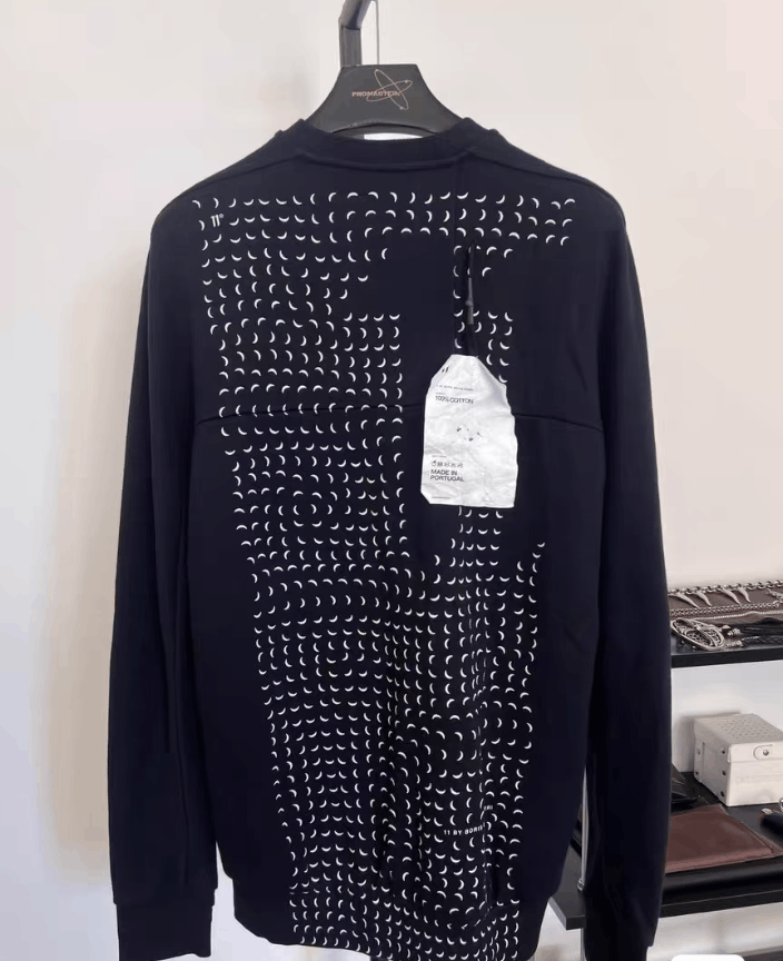 11 By Boris Bidjan Saberi 11by BBS Crescent Print LS Pullover K35 Size US XS / EU 42 / 0 - 1 Thumbnail