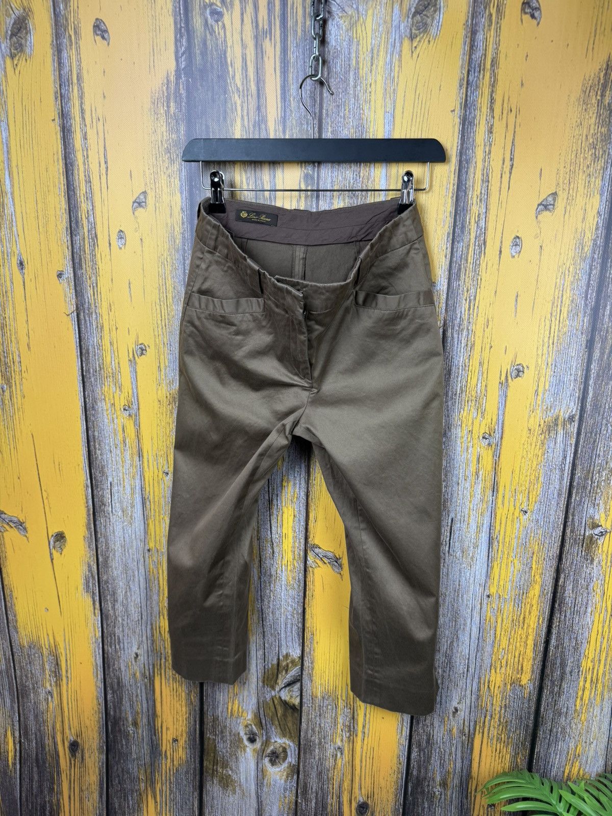 Loro Piana Capri Loro Piana Vintage with buttons at the bottom Size 28" / US 6 / IT 42 - 9 Thumbnail