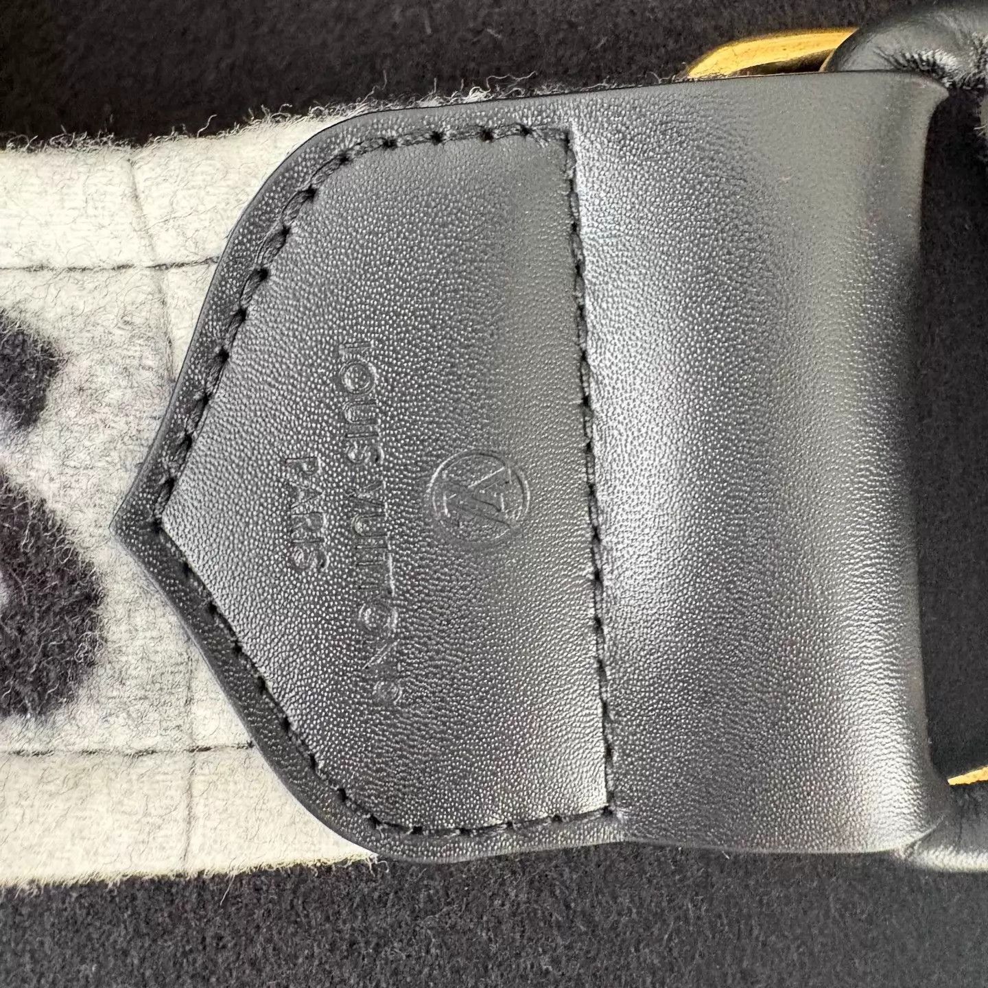 Louis Vuitton LV black gray lining all over logo mid-length jacket size 44 Size L / US 10 / IT 46 - 6 Thumbnail